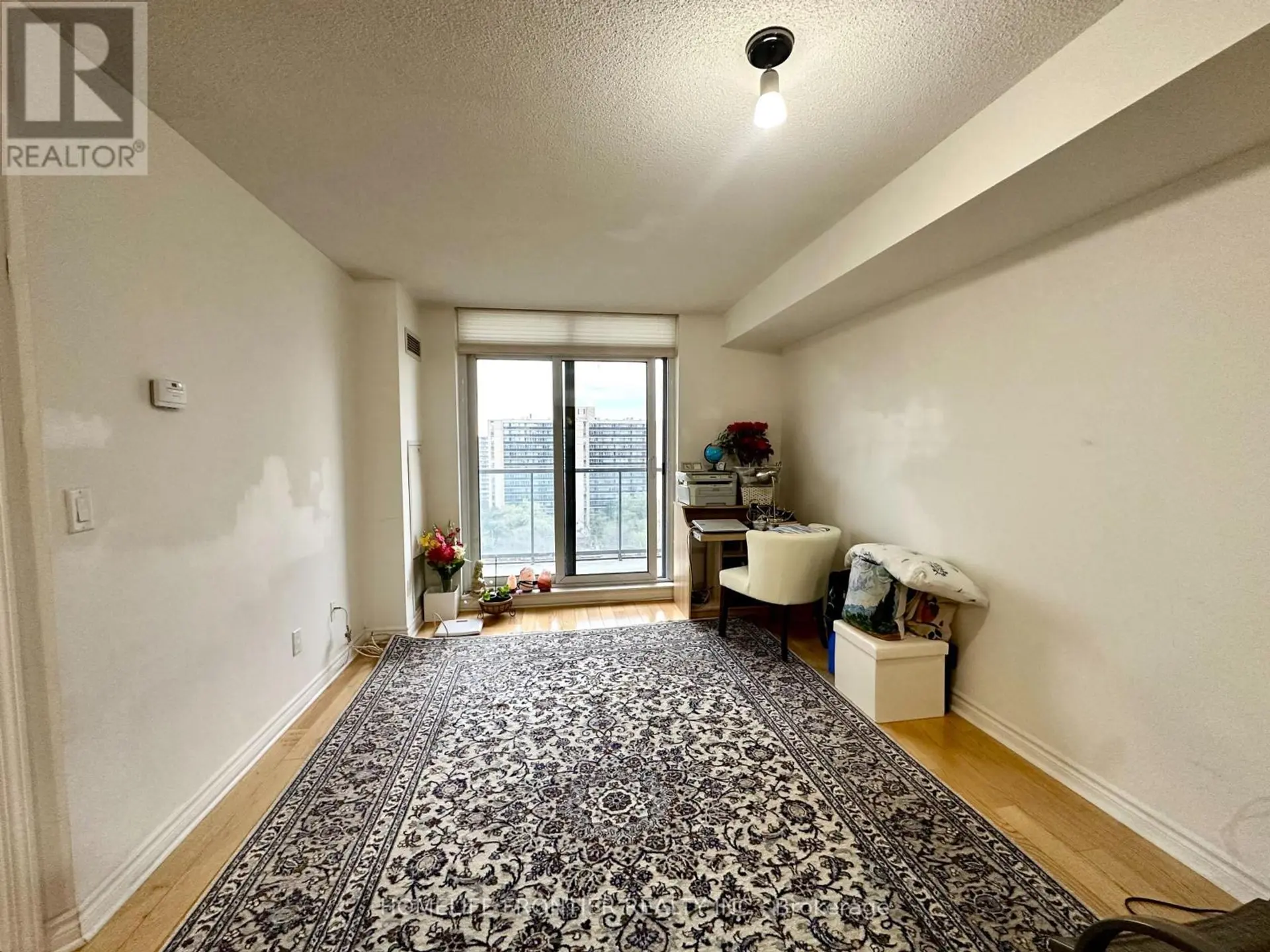 #1304 70 HIGH PARK AVENUE - Image 3