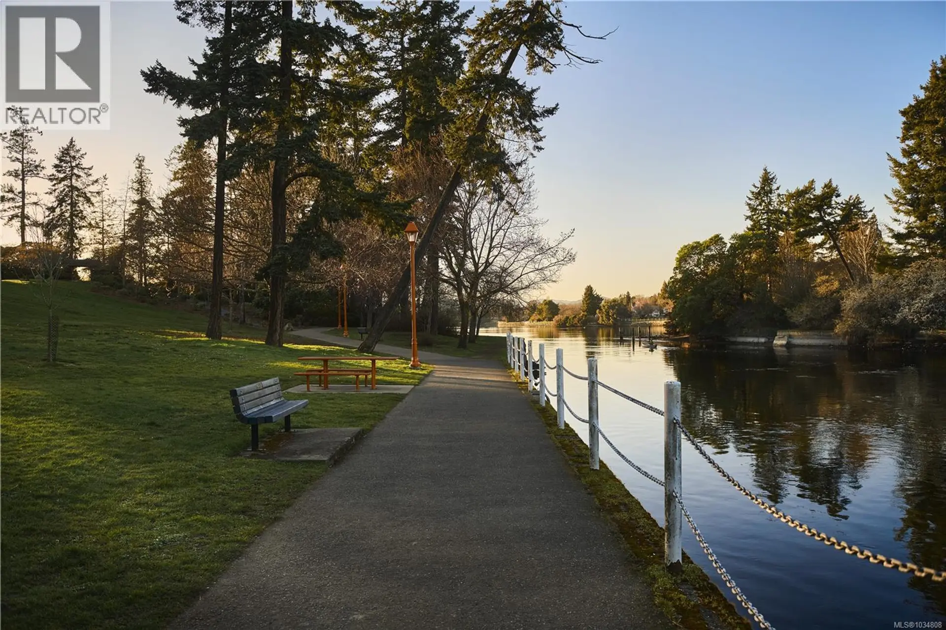 #108 1075 Tillicum Rd - Image 13