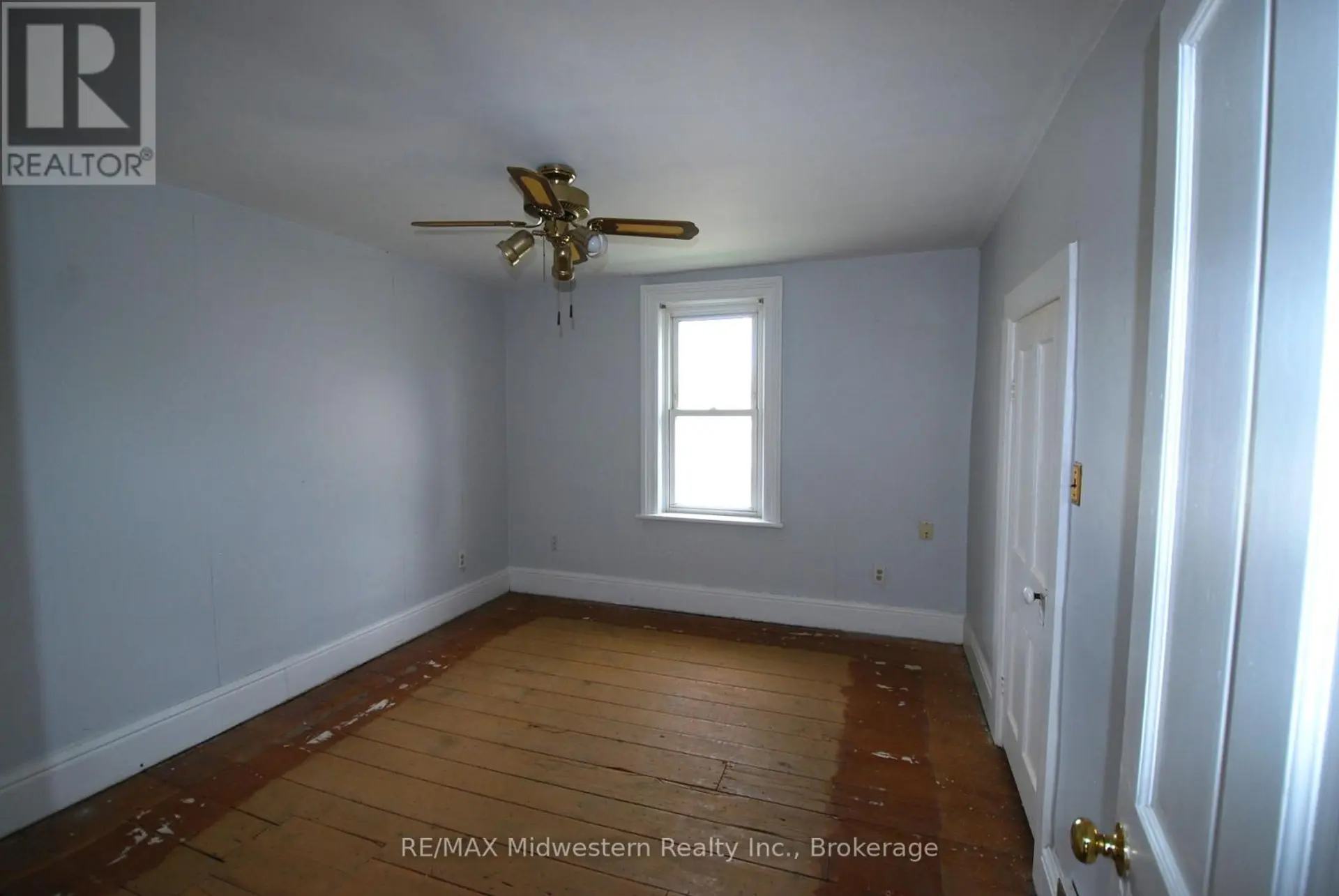 200 ELORA STREET S - Image 10