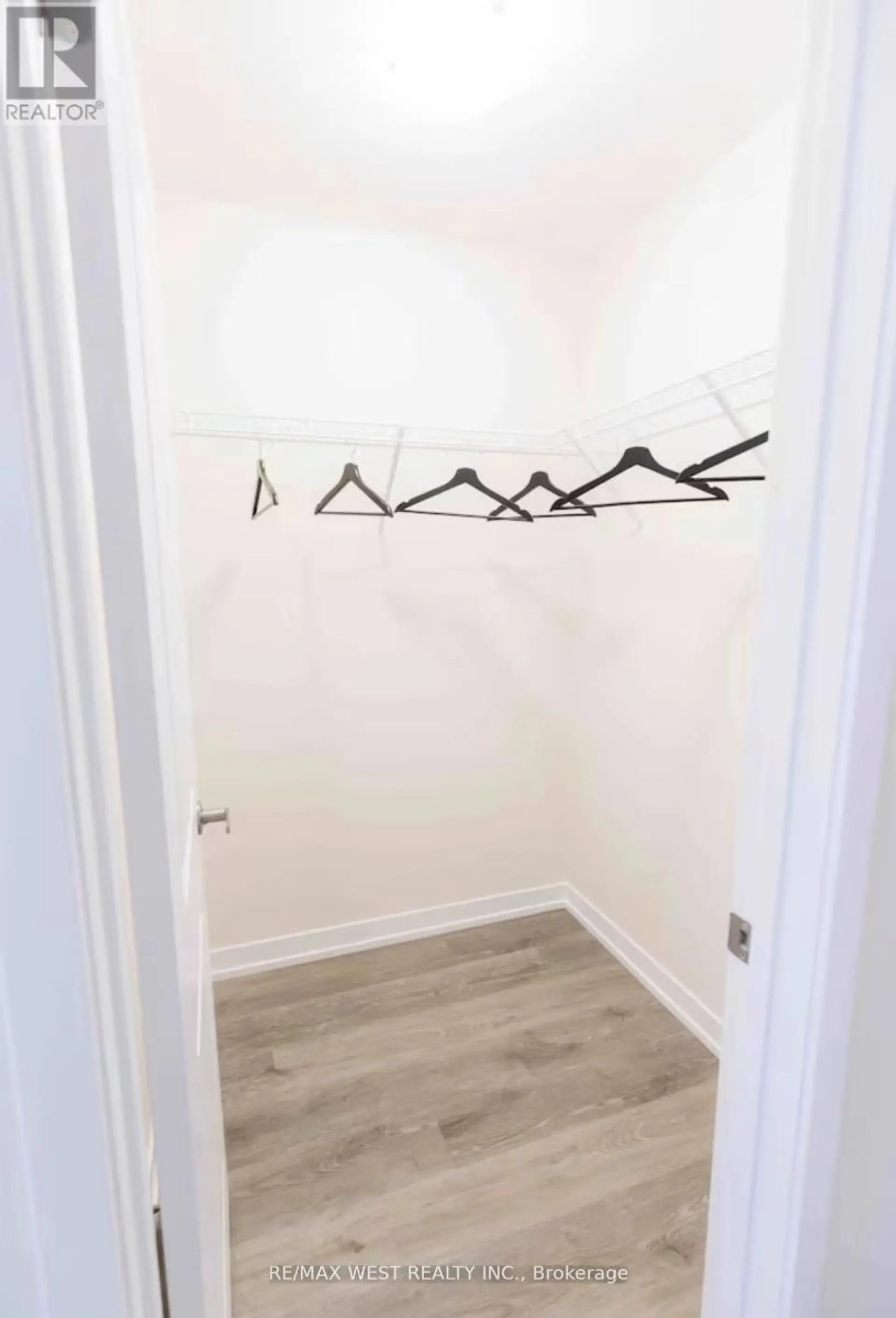 #4 7789 KALAR ROAD N - Image 13