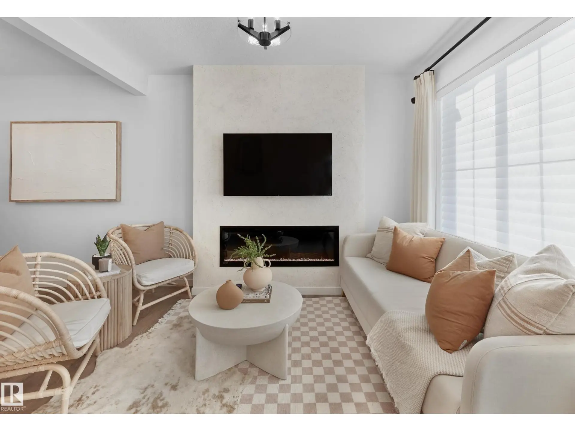 21016 24 AV NW - Image 4