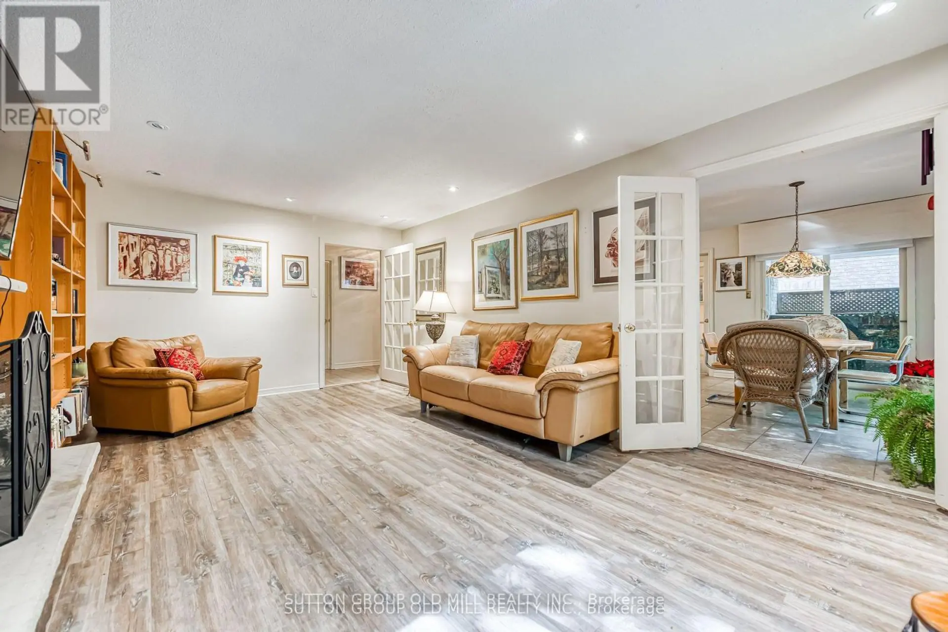 267 AURORA HEIGHTS DRIVE - Image 4