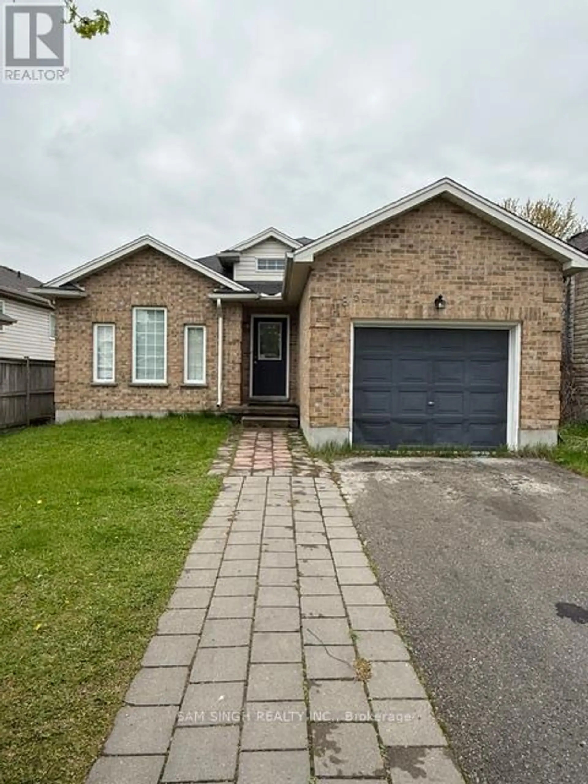 185 THURMAN CIRCLE - Image 8