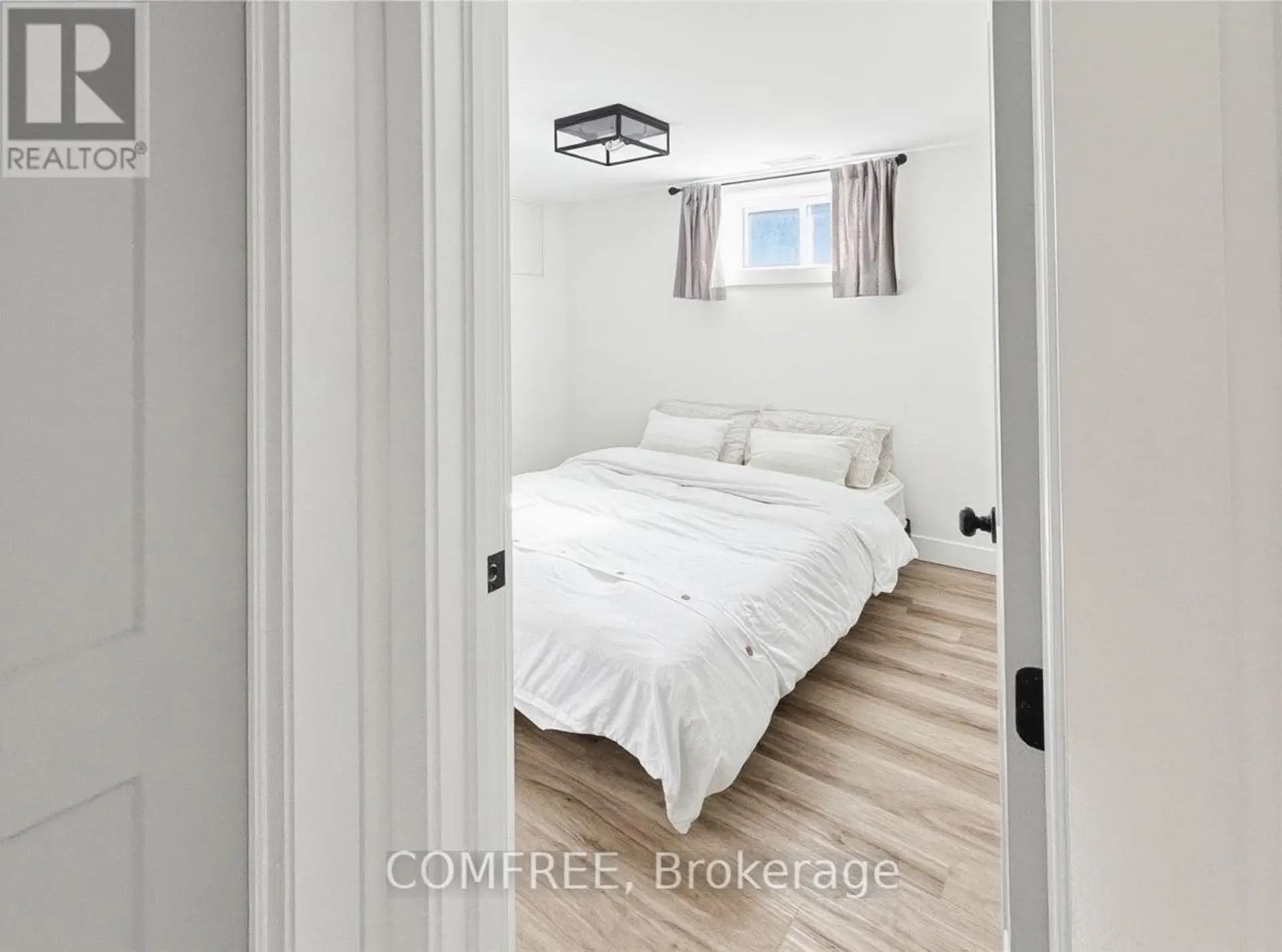 70 GUNN STREET - Image 15