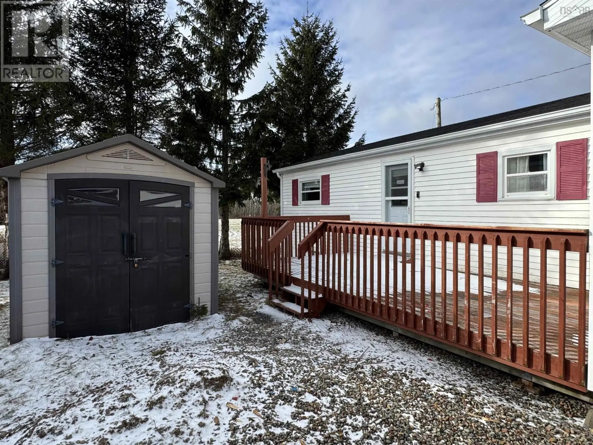 35 Third Street - Image 11