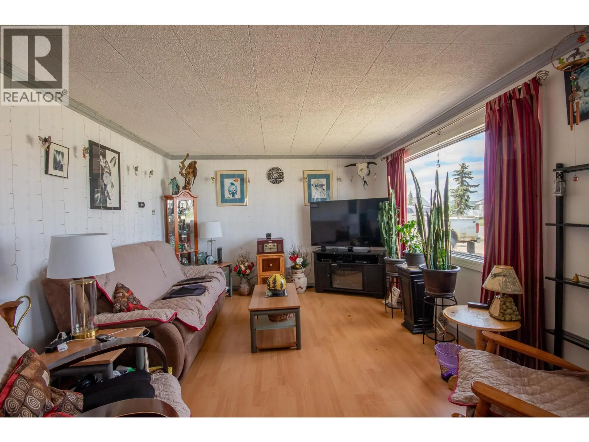 1217 115 Avenue - Image 5