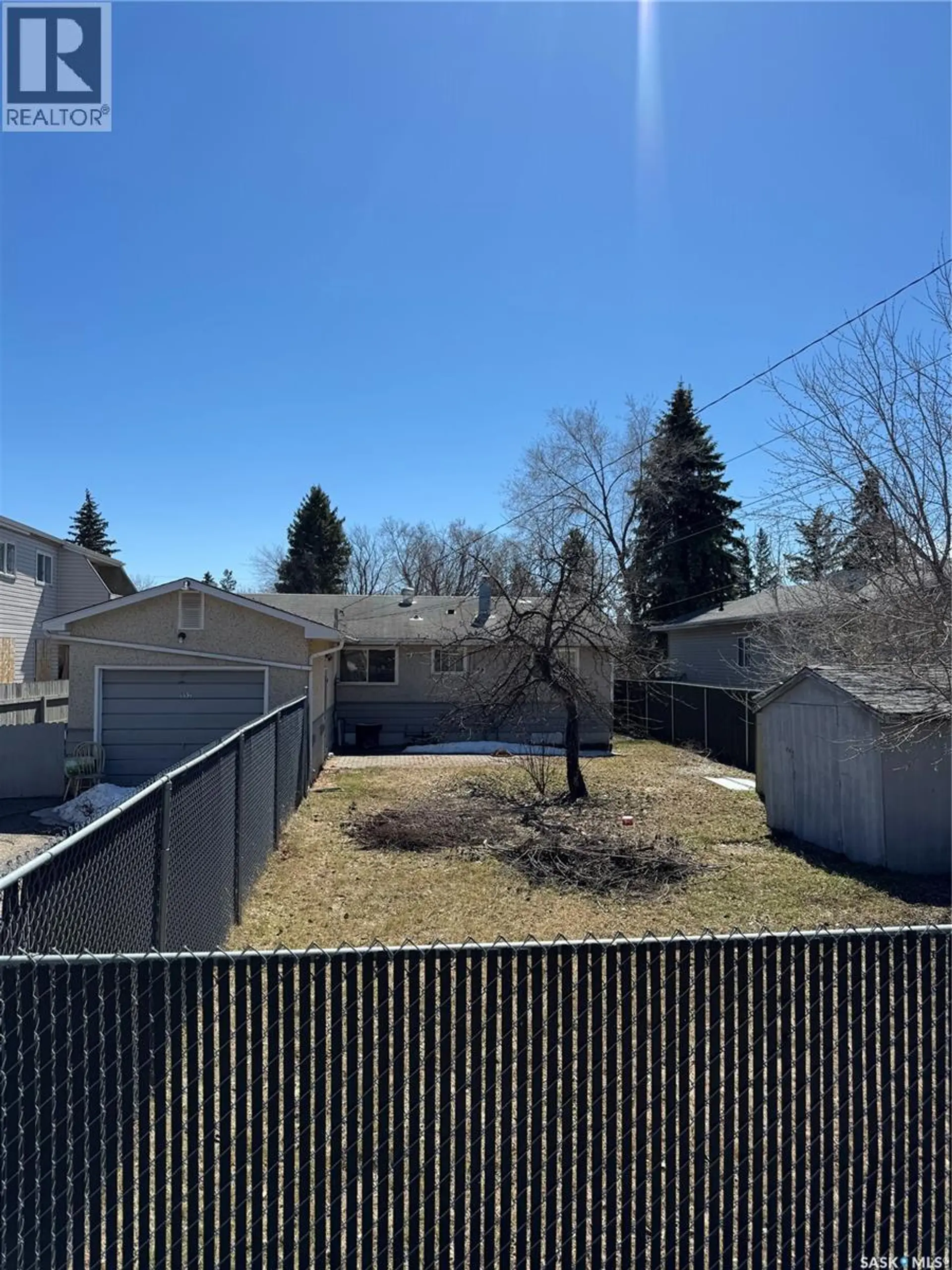552 6th STREET E - Image 16