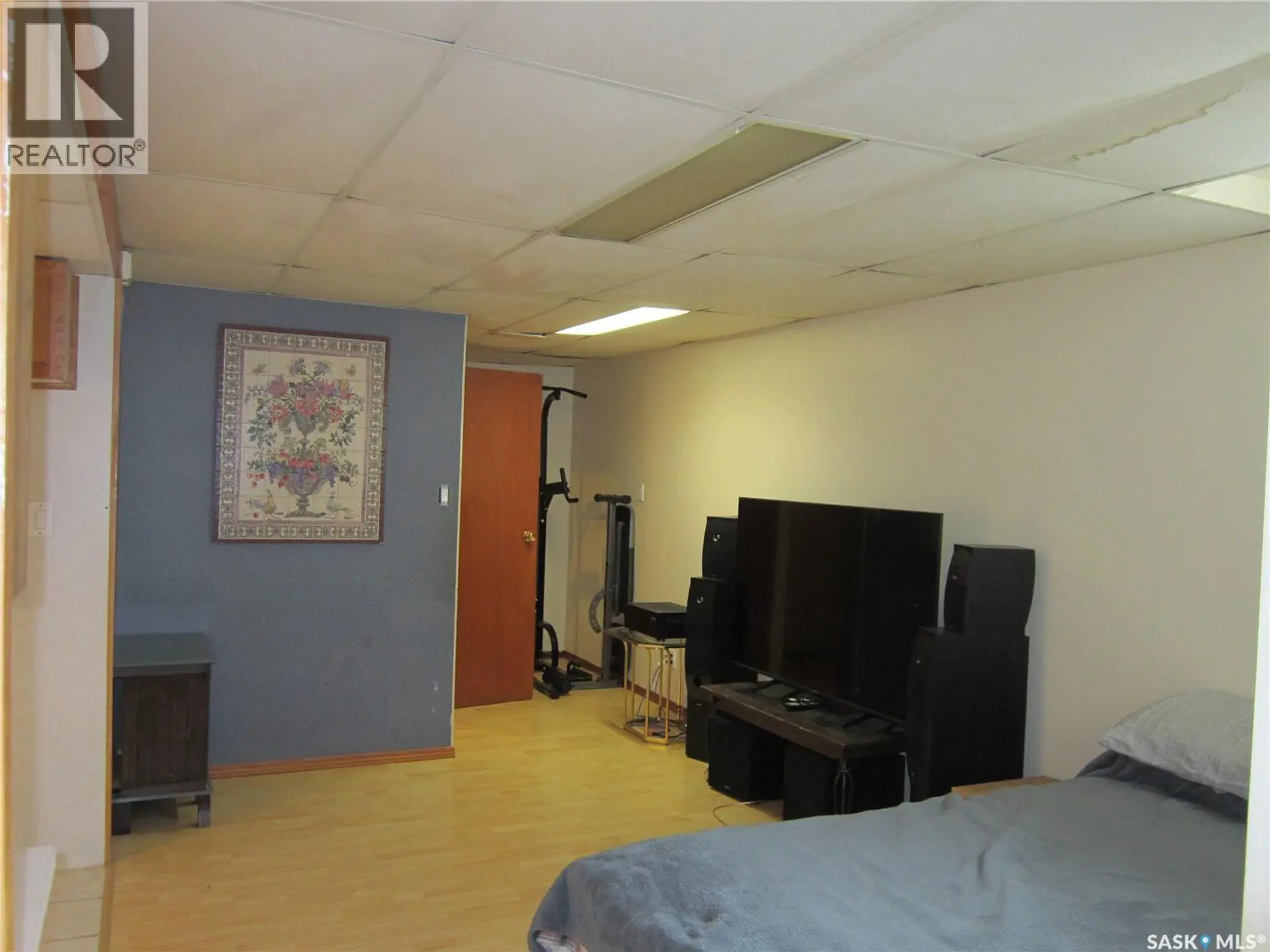 552 6th STREET E - Image 10