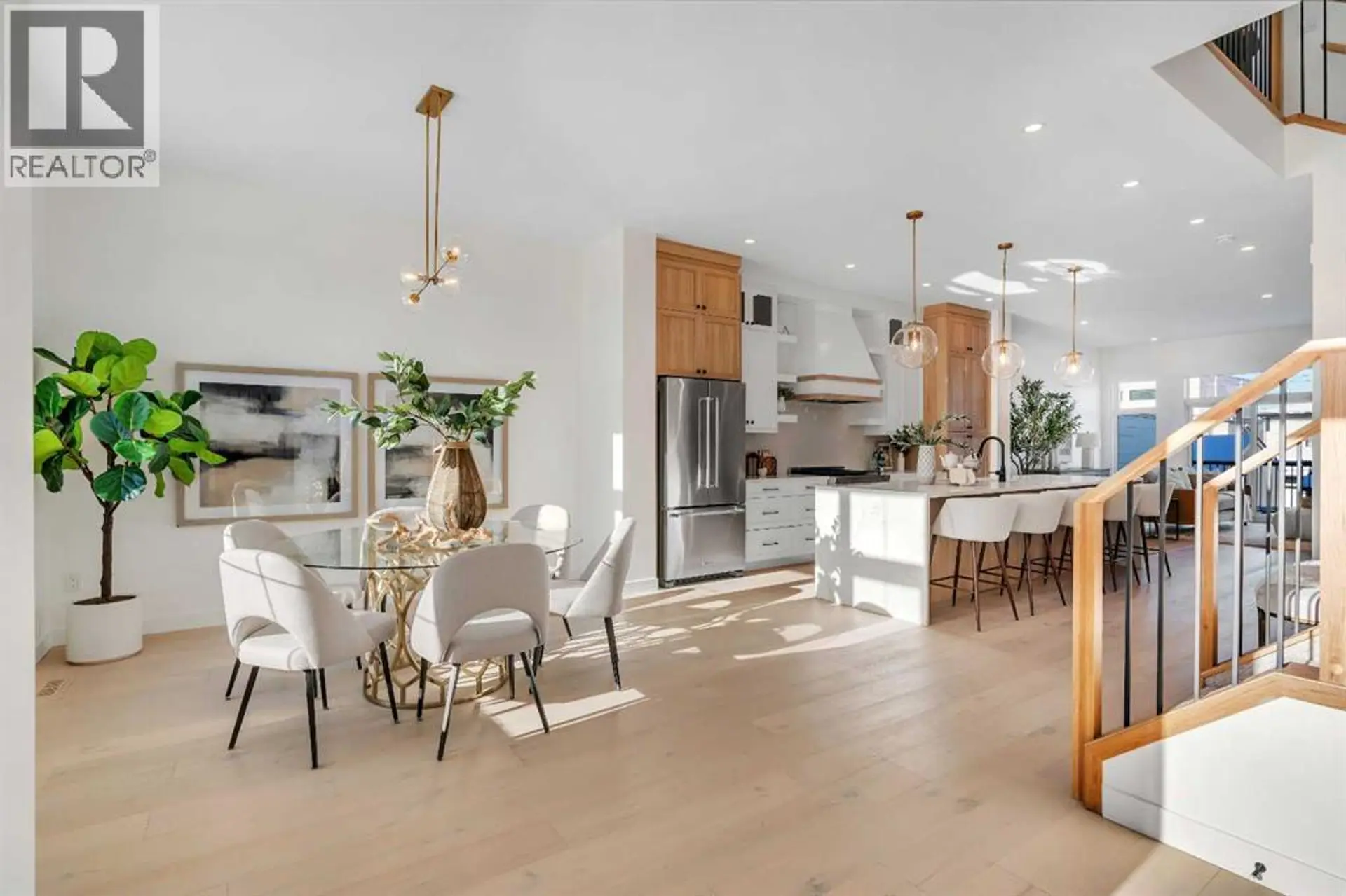 2438 30 Avenue SW - Image 1