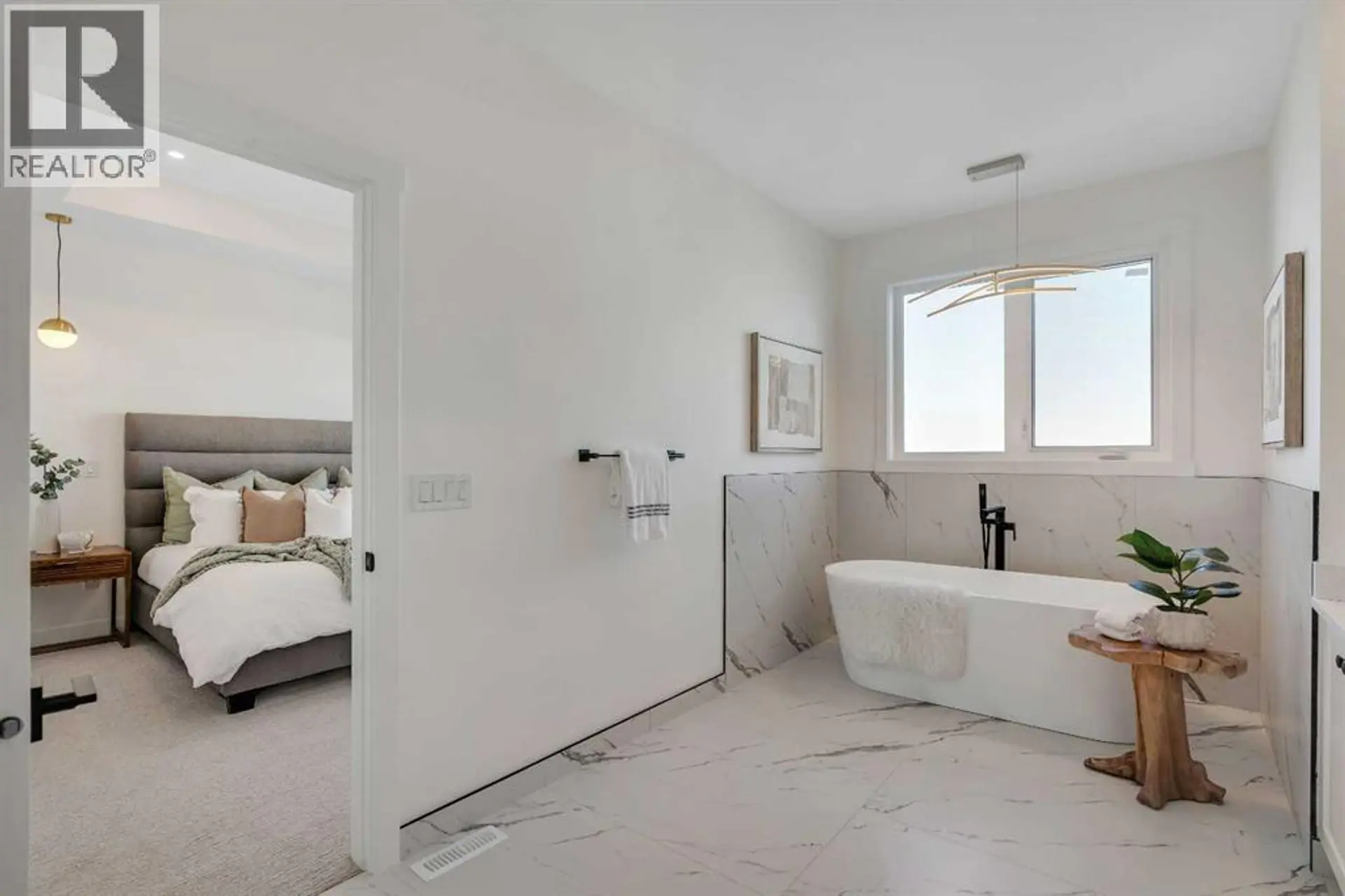 2438 30 Avenue SW - Image 12