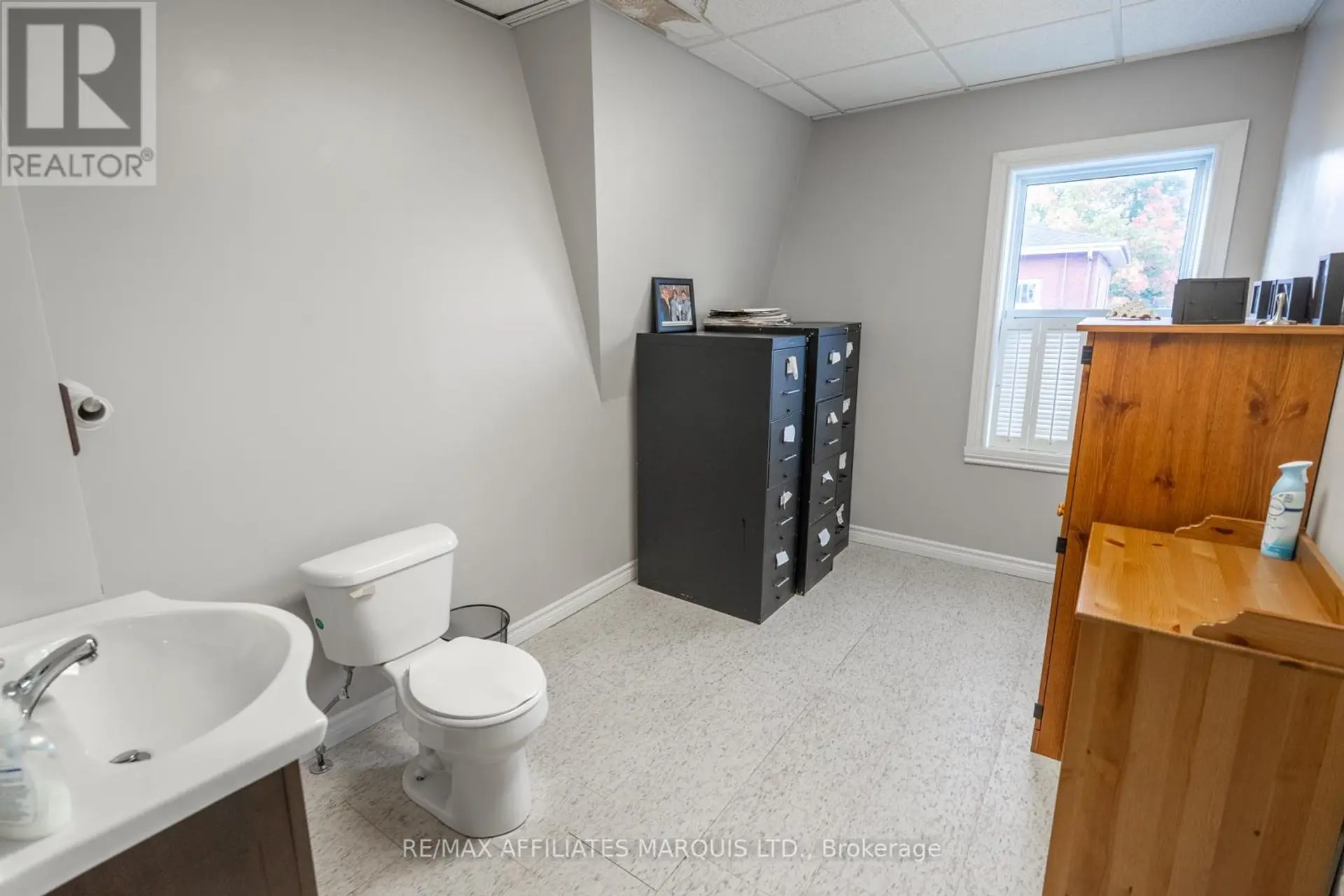 101 THIRD STREET W - Image 15