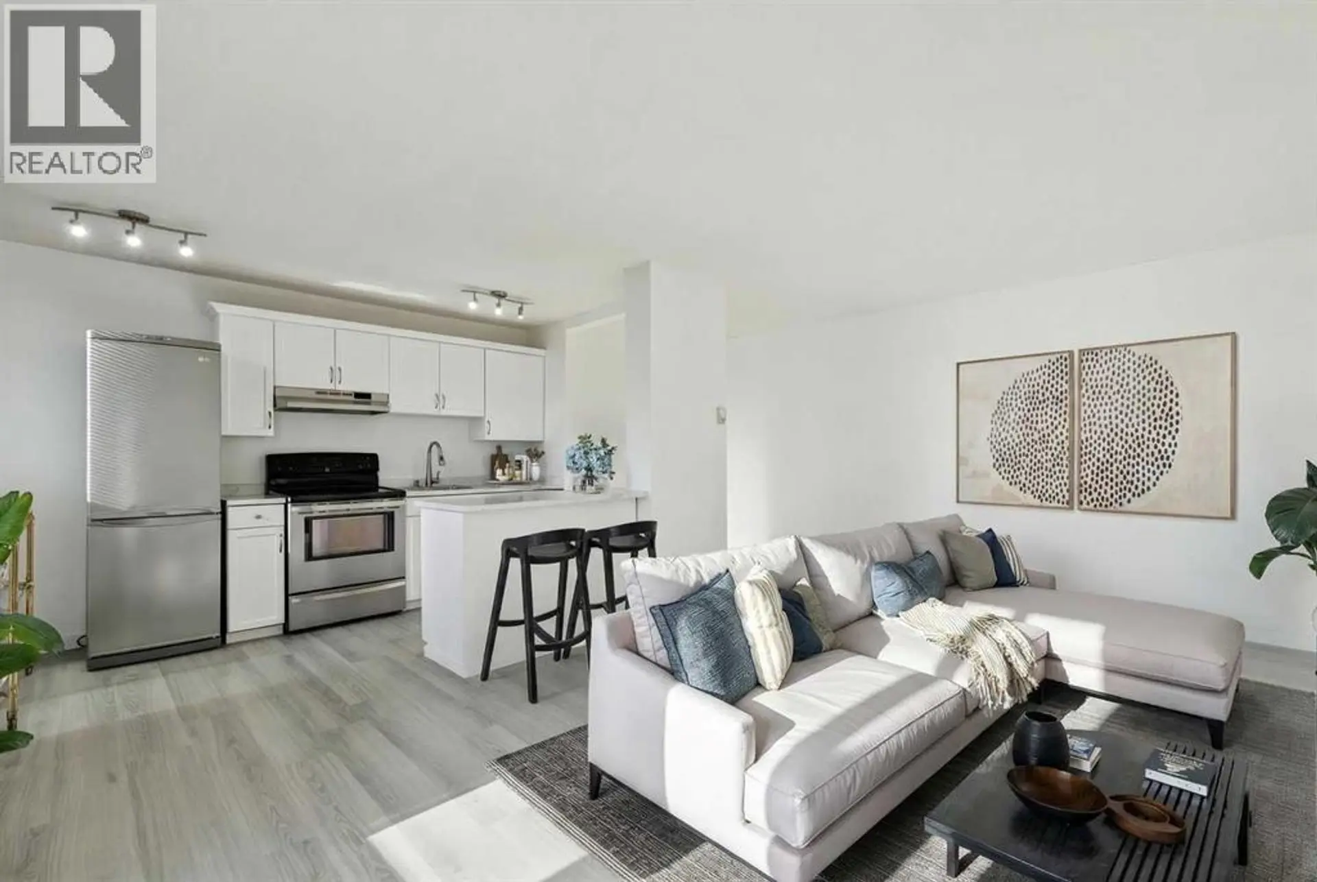#601 1236 15 Avenue SW - Image 3