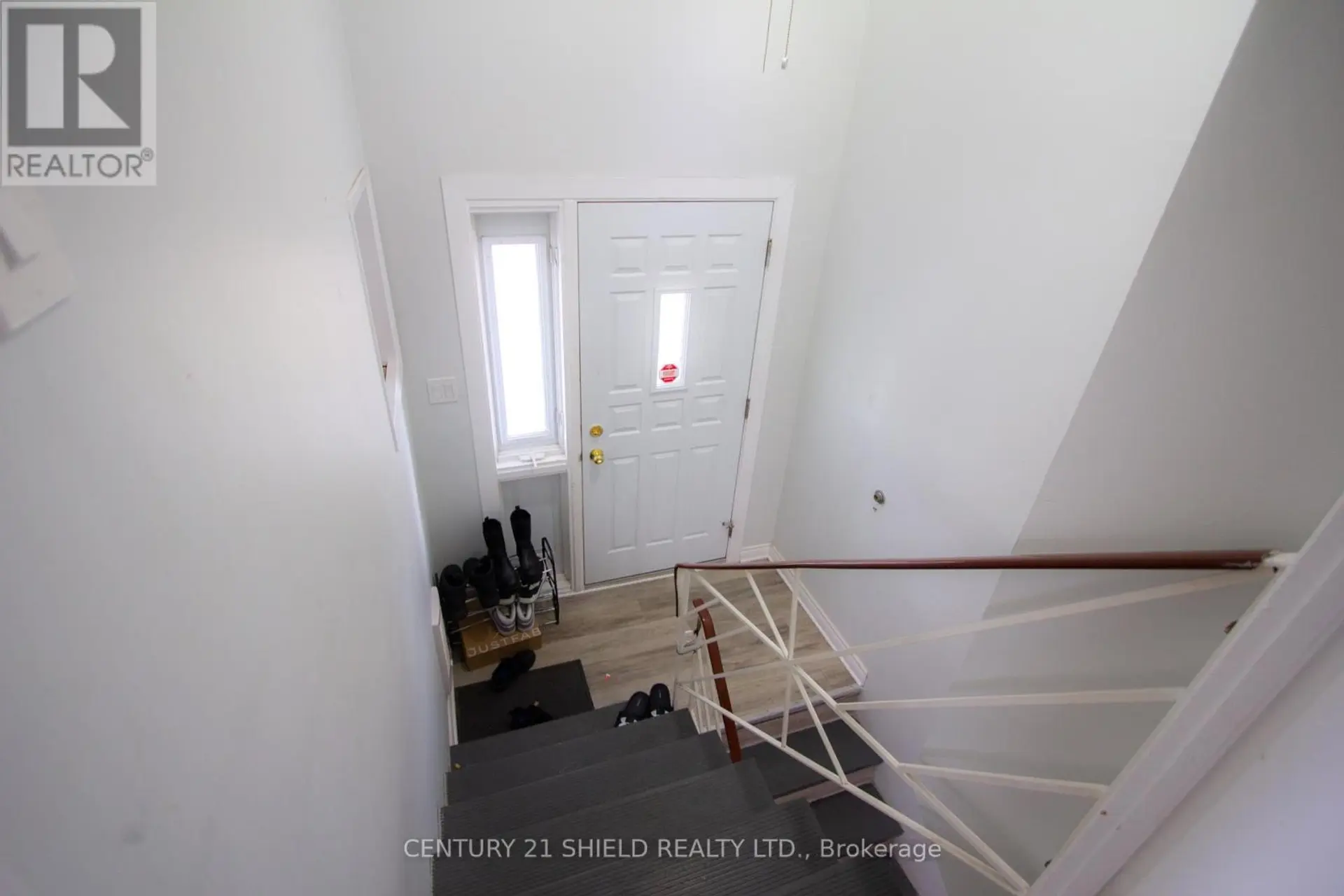 1110 GRAND AVENUE - Image 16