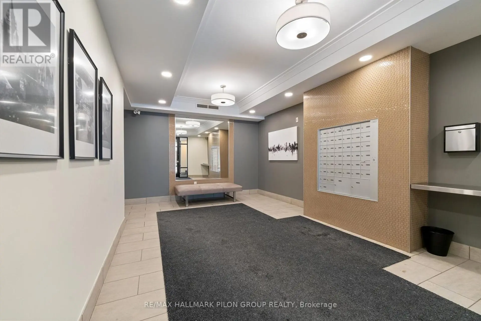 #109 950 MARGUERITE AVENUE - Image 12
