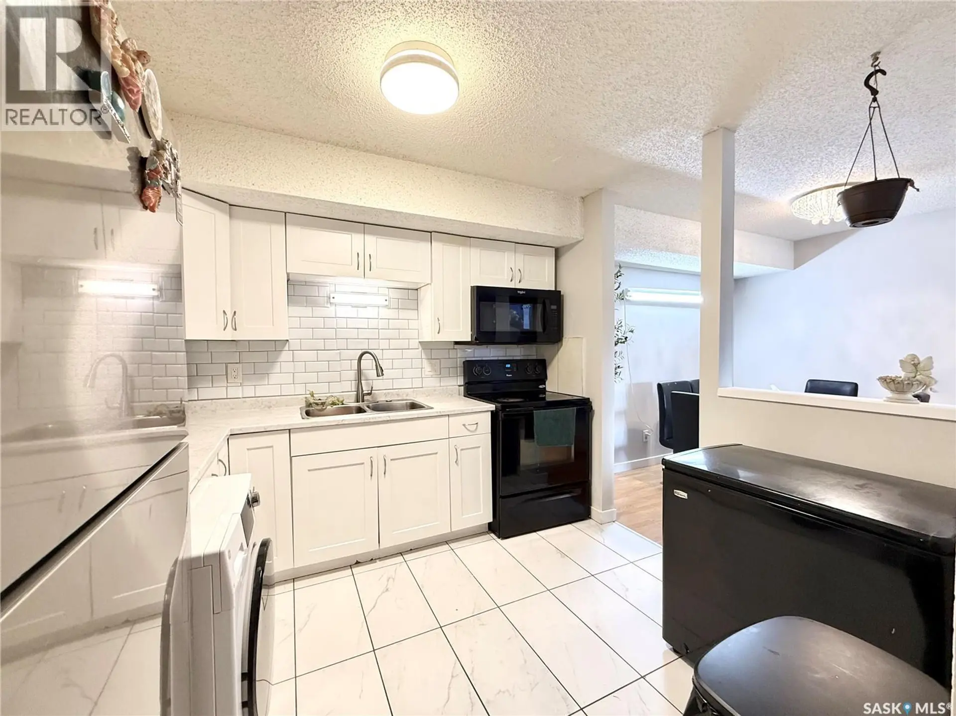 #101 335 Kingsmere BOULEVARD - Image 9