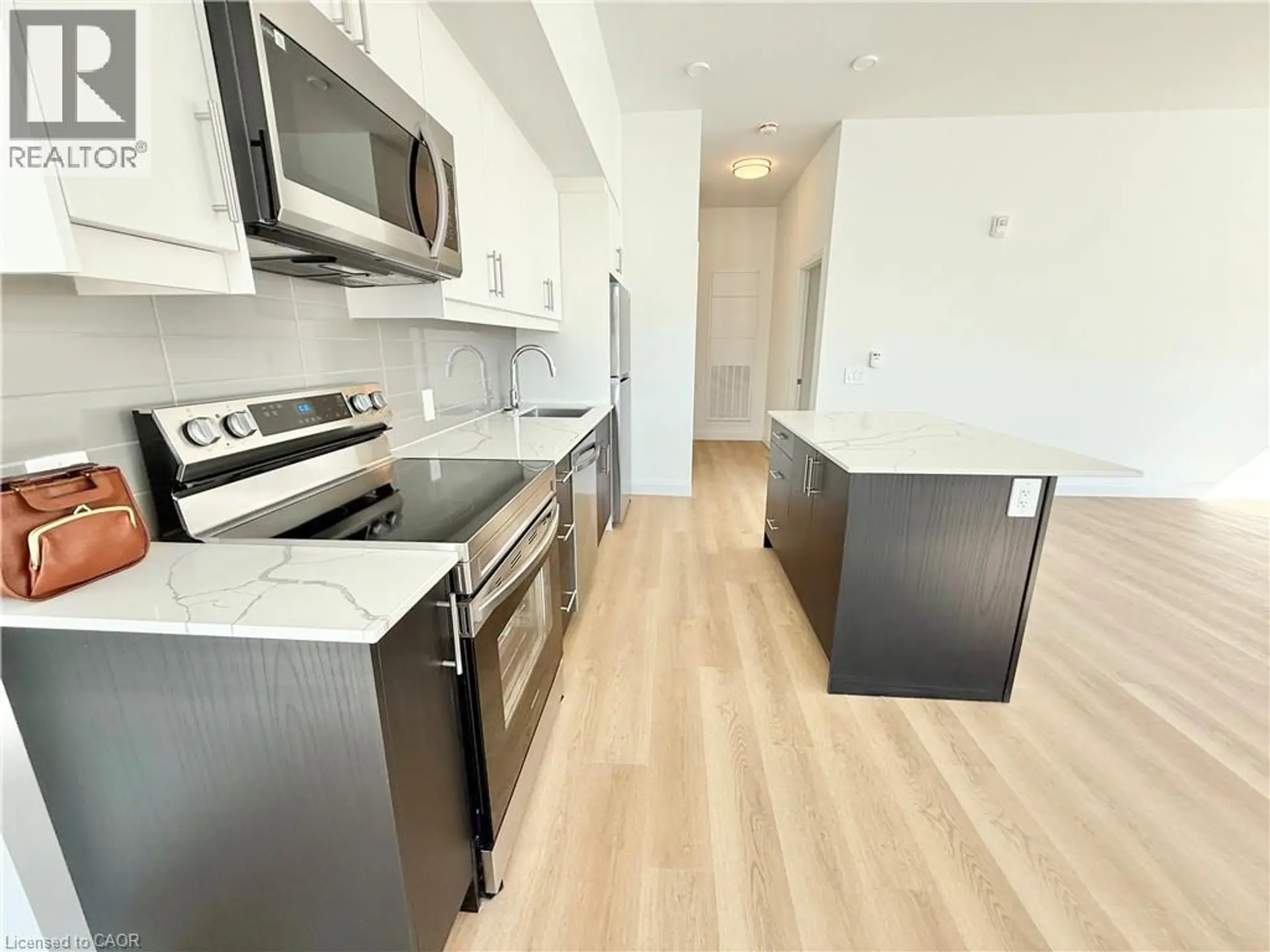 #104 1333 WEBER Street - Image 4