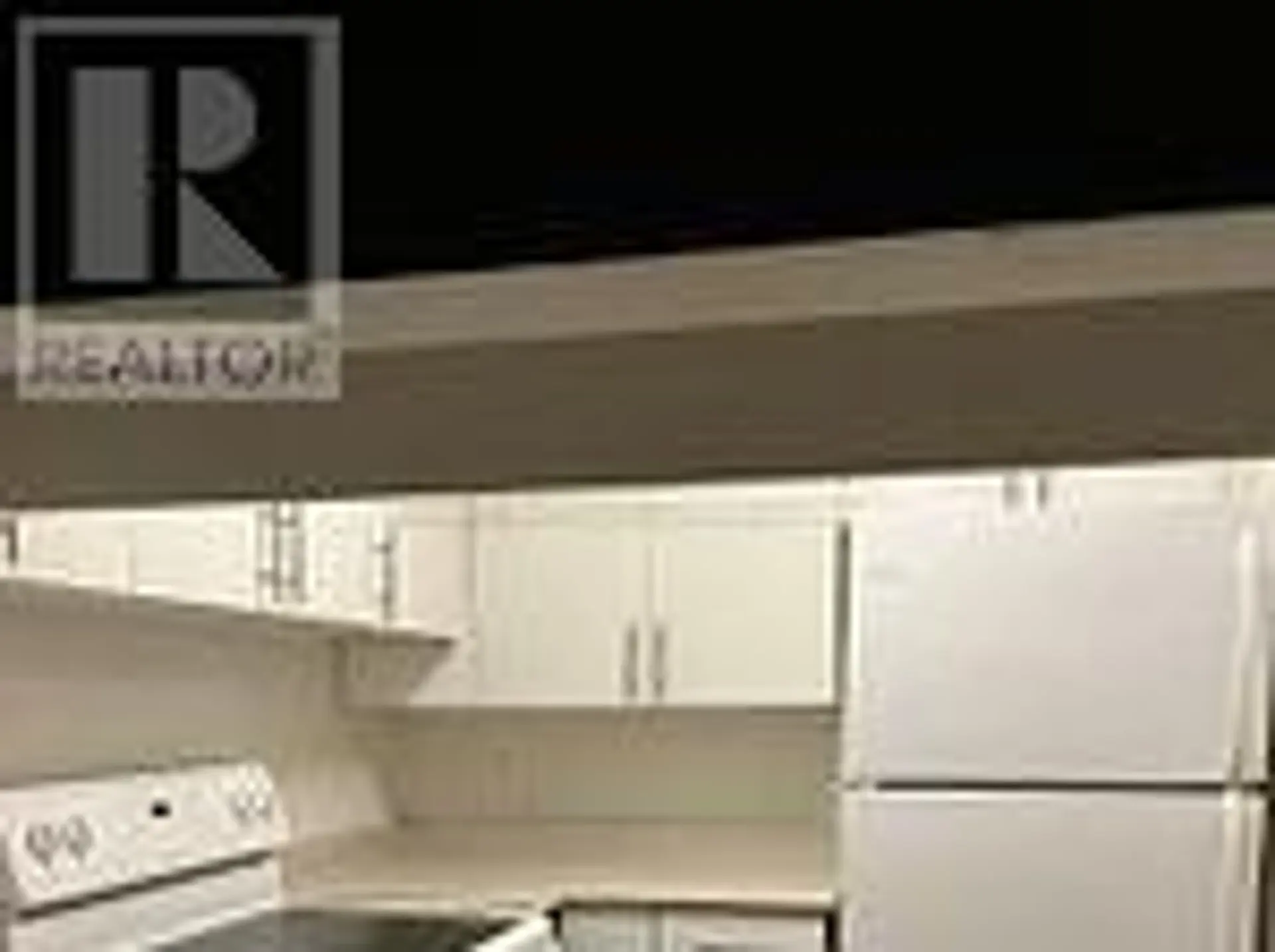 612 & LB 46 - 92 KING STREET E - Image 9