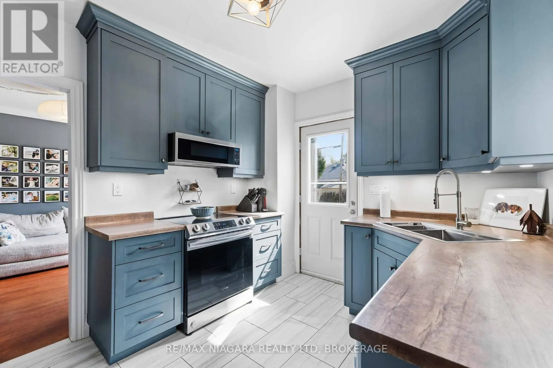 52 BERRYMAN AVENUE - Image 8