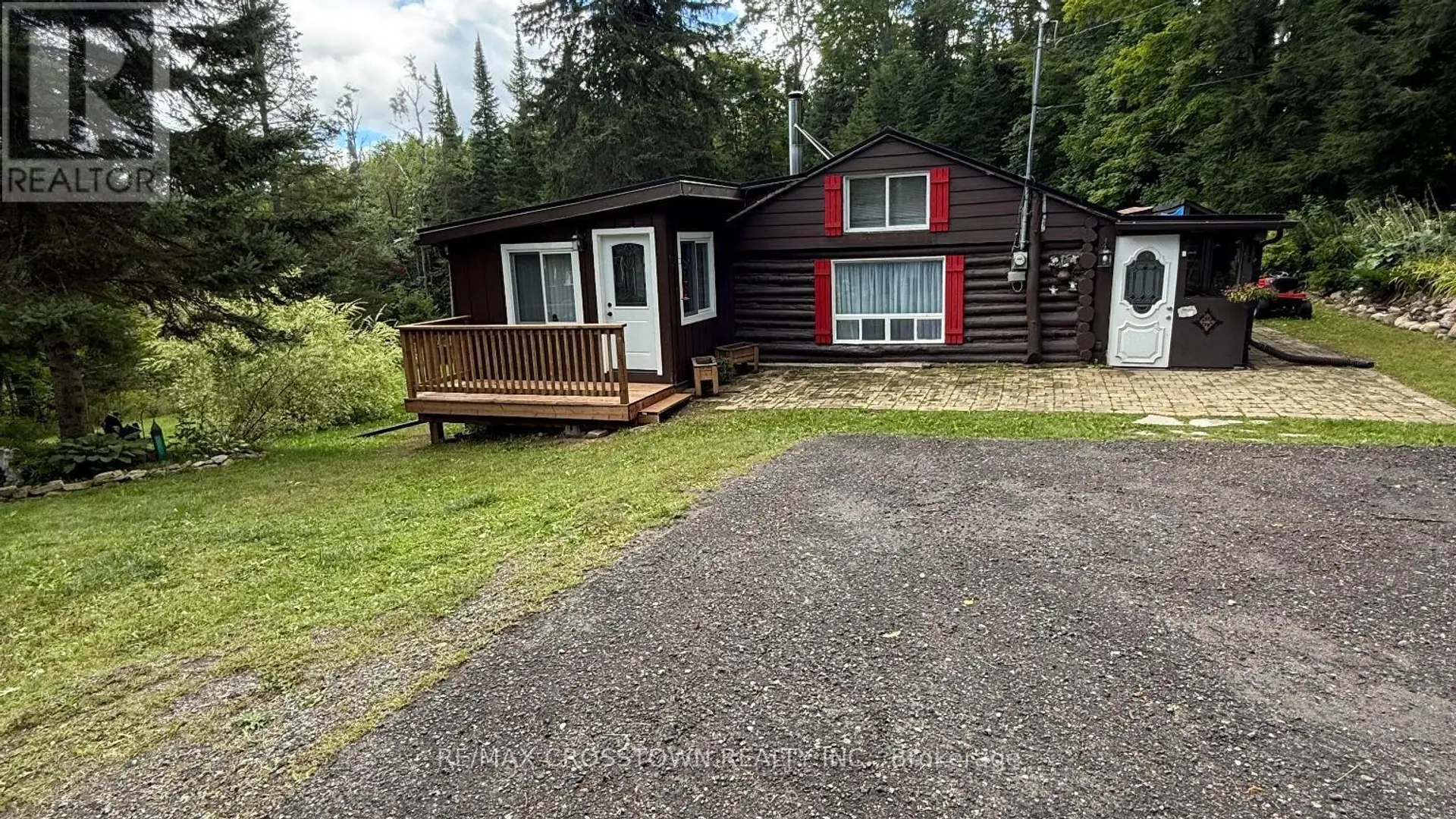1161 UFFINGTON ROAD - Image 1
