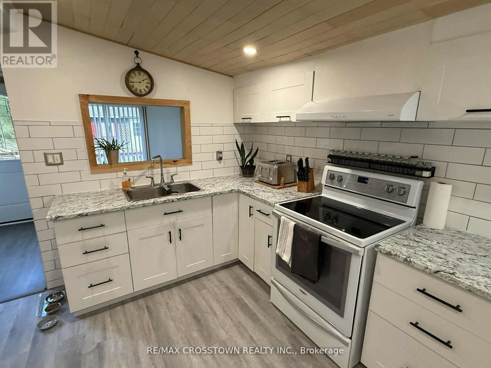 1161 UFFINGTON ROAD - Image 7