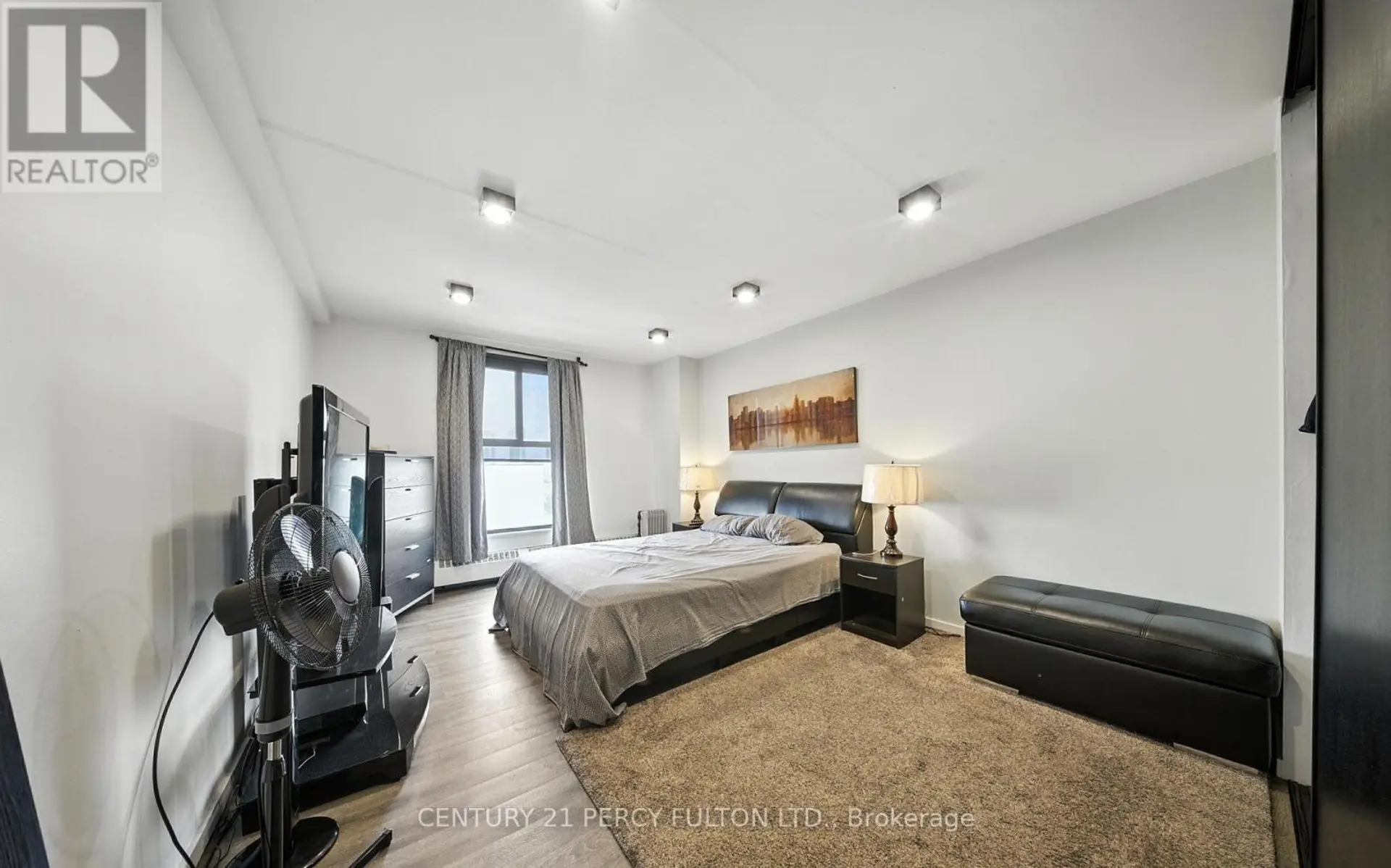 #1212 2 GLAMORGAN AVENUE - Image 11