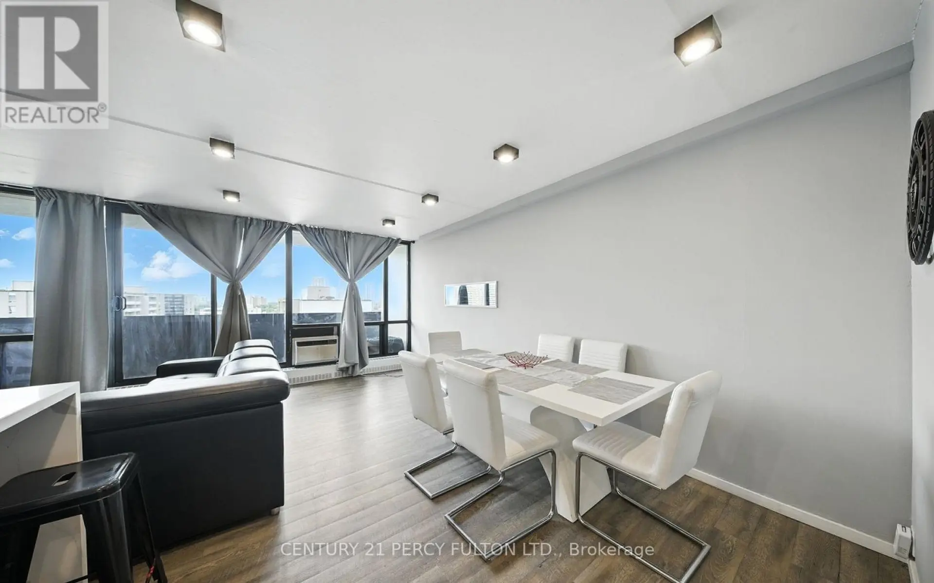 #1212 2 GLAMORGAN AVENUE - Image 7