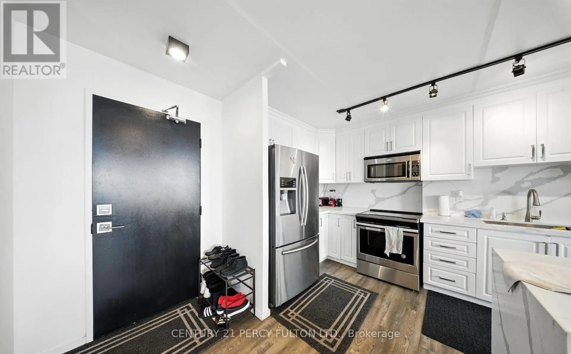 #1212 2 GLAMORGAN AVENUE - Image 9