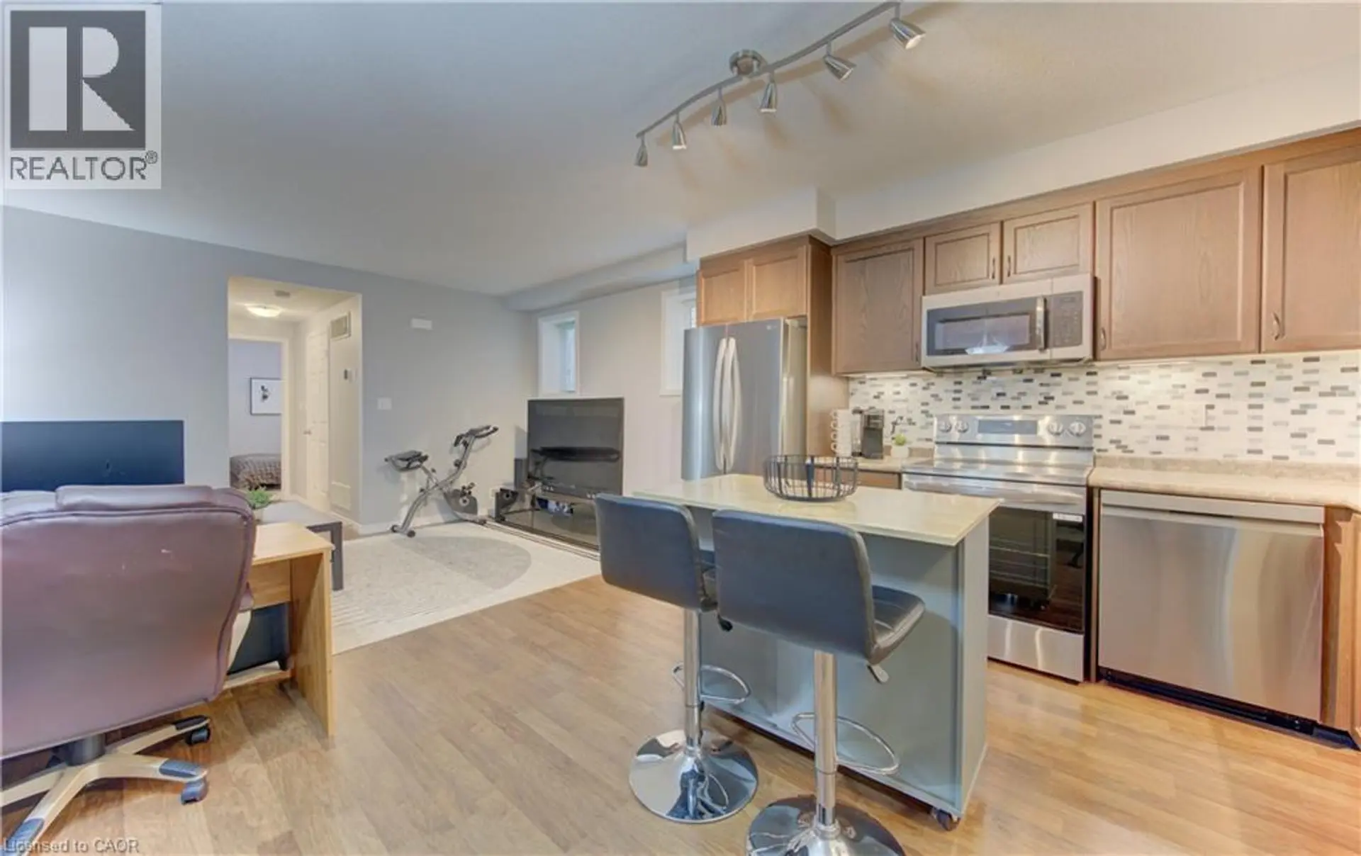 #D12 1941 OTTAWA Street S - Image 11