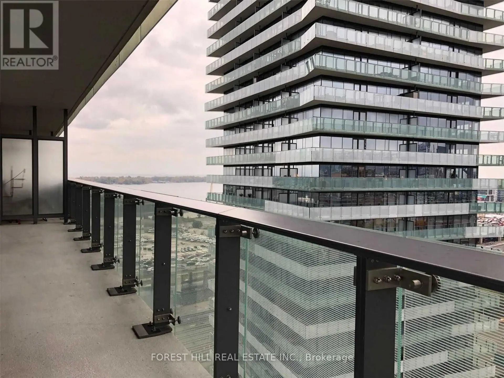 #1702 390 CHERRY STREET - Image 7