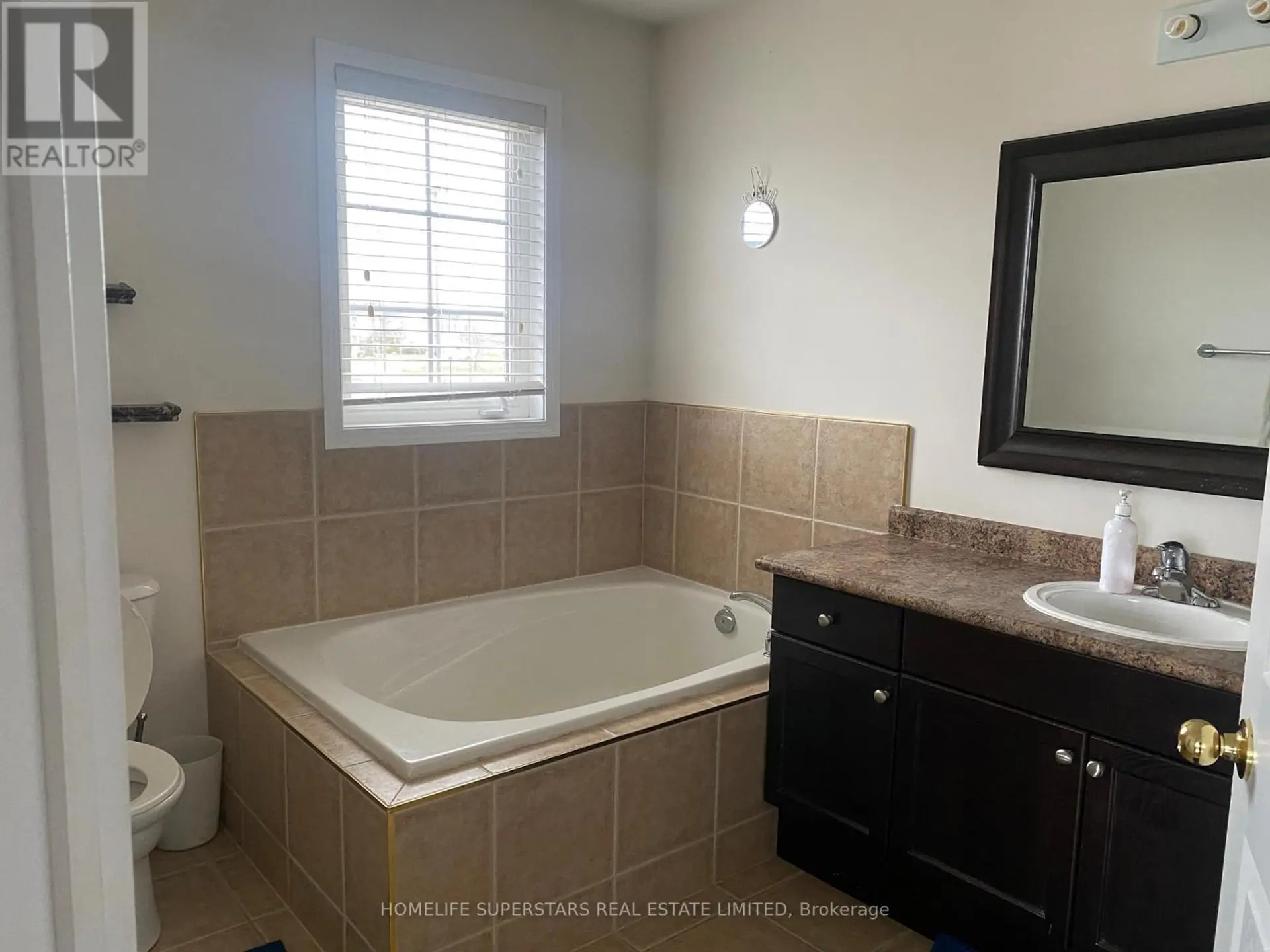 1316 MACINALLY COURT - Image 15