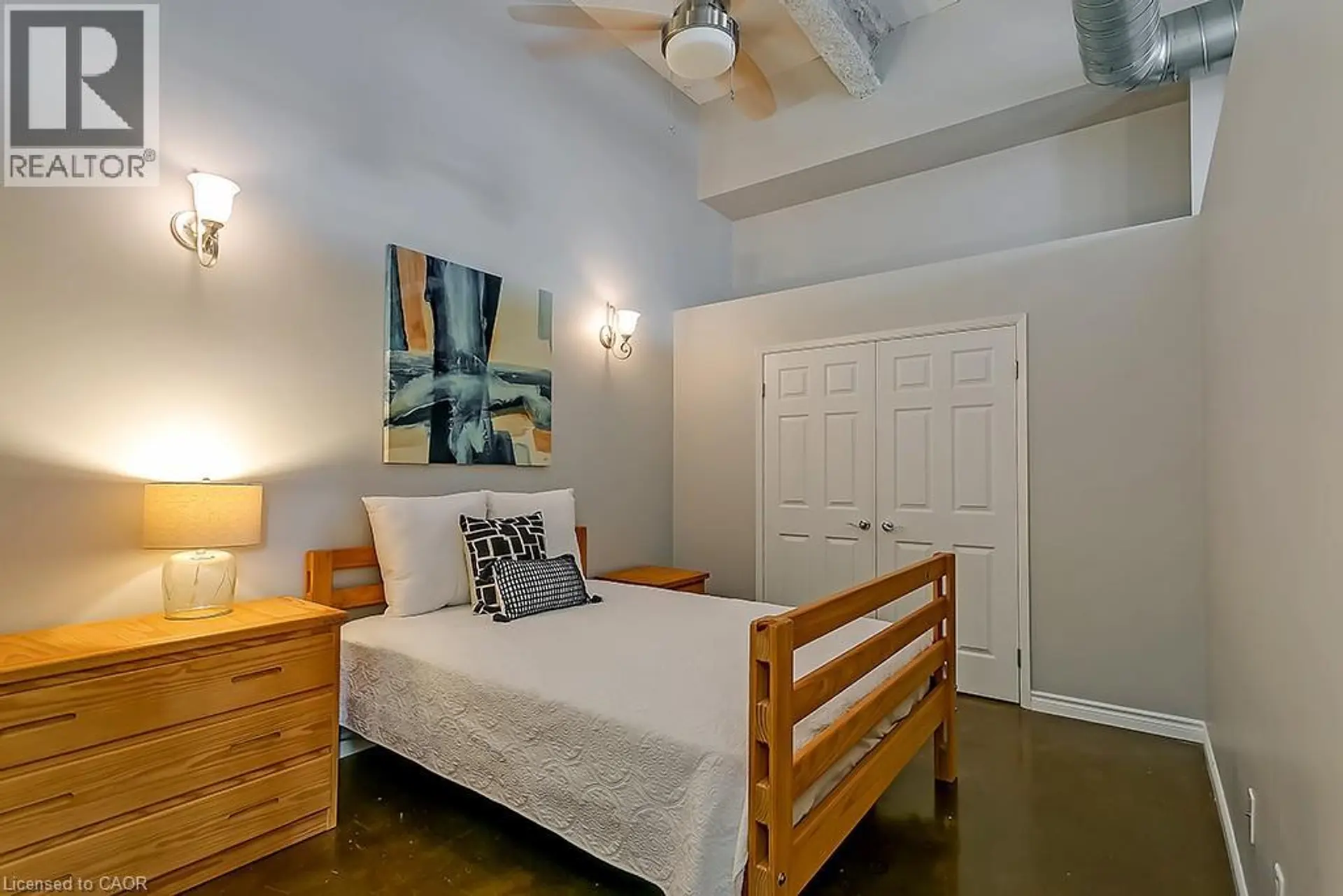 #311 11 REBECCA Street - Image 16