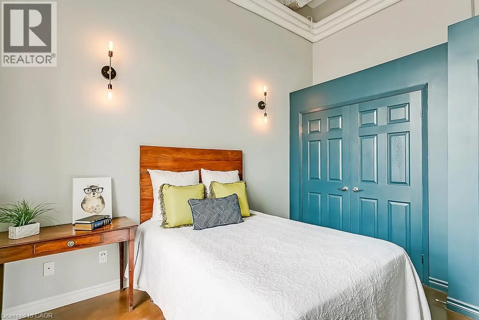 #311 11 REBECCA Street - Image 14