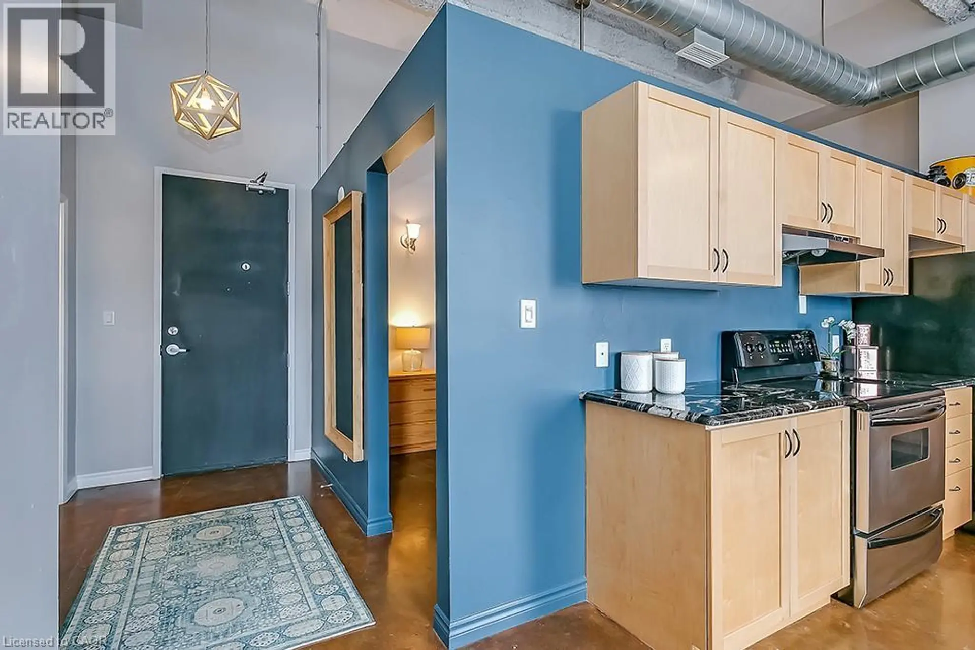 #311 11 REBECCA Street - Image 15
