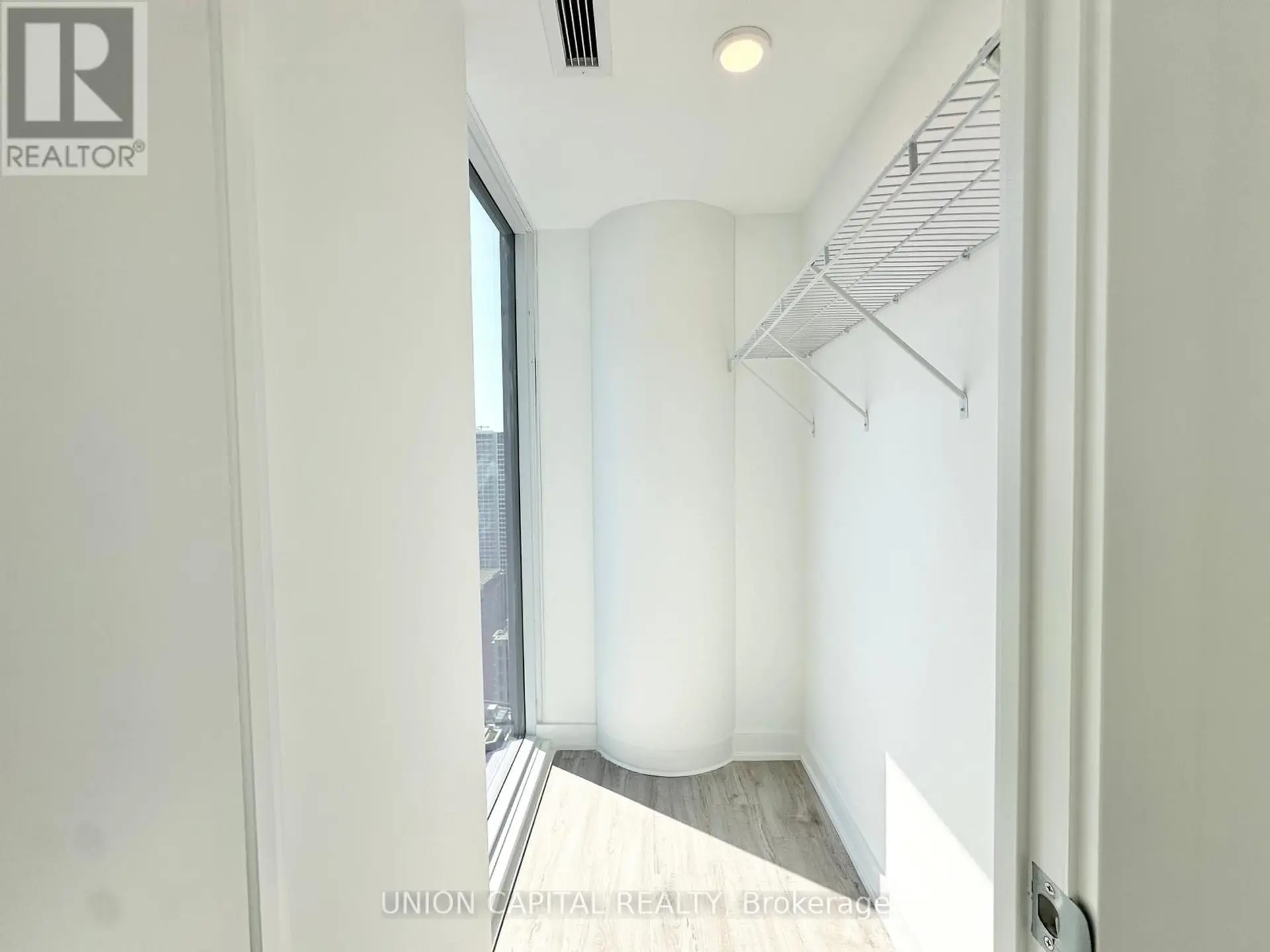 #5511 252 CHURCH STREET - Image 11