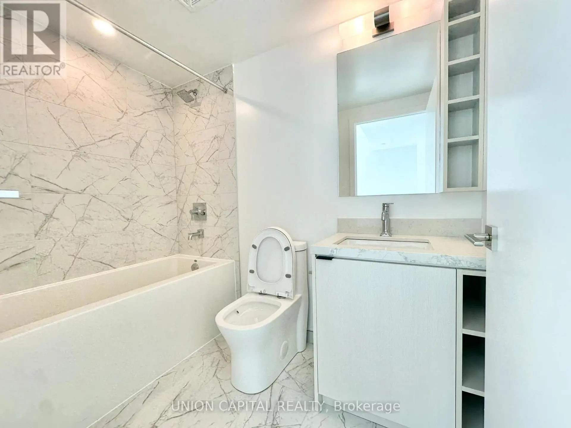 #5511 252 CHURCH STREET - Image 12