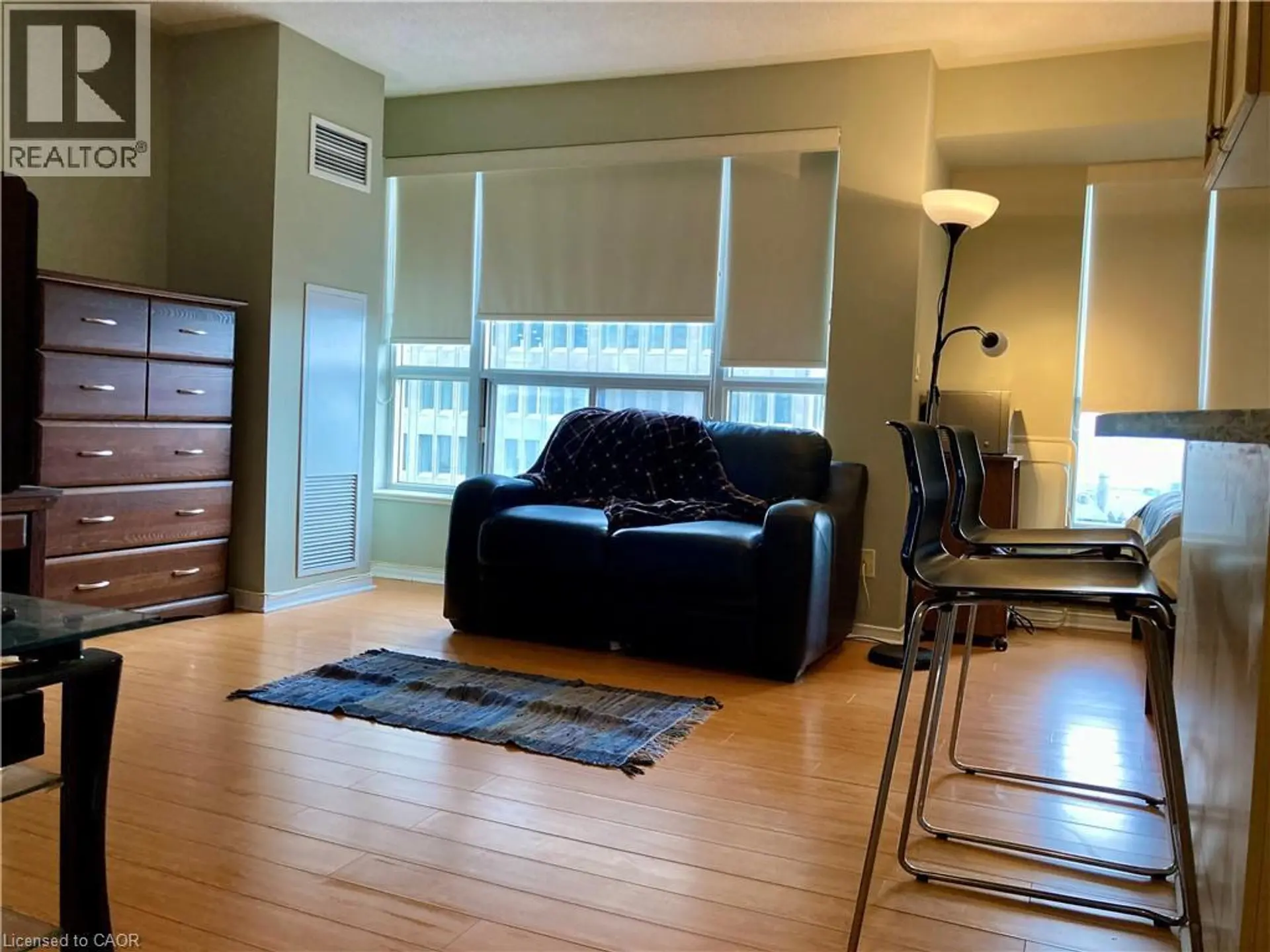 #2304 909 BAY Street - Image 7
