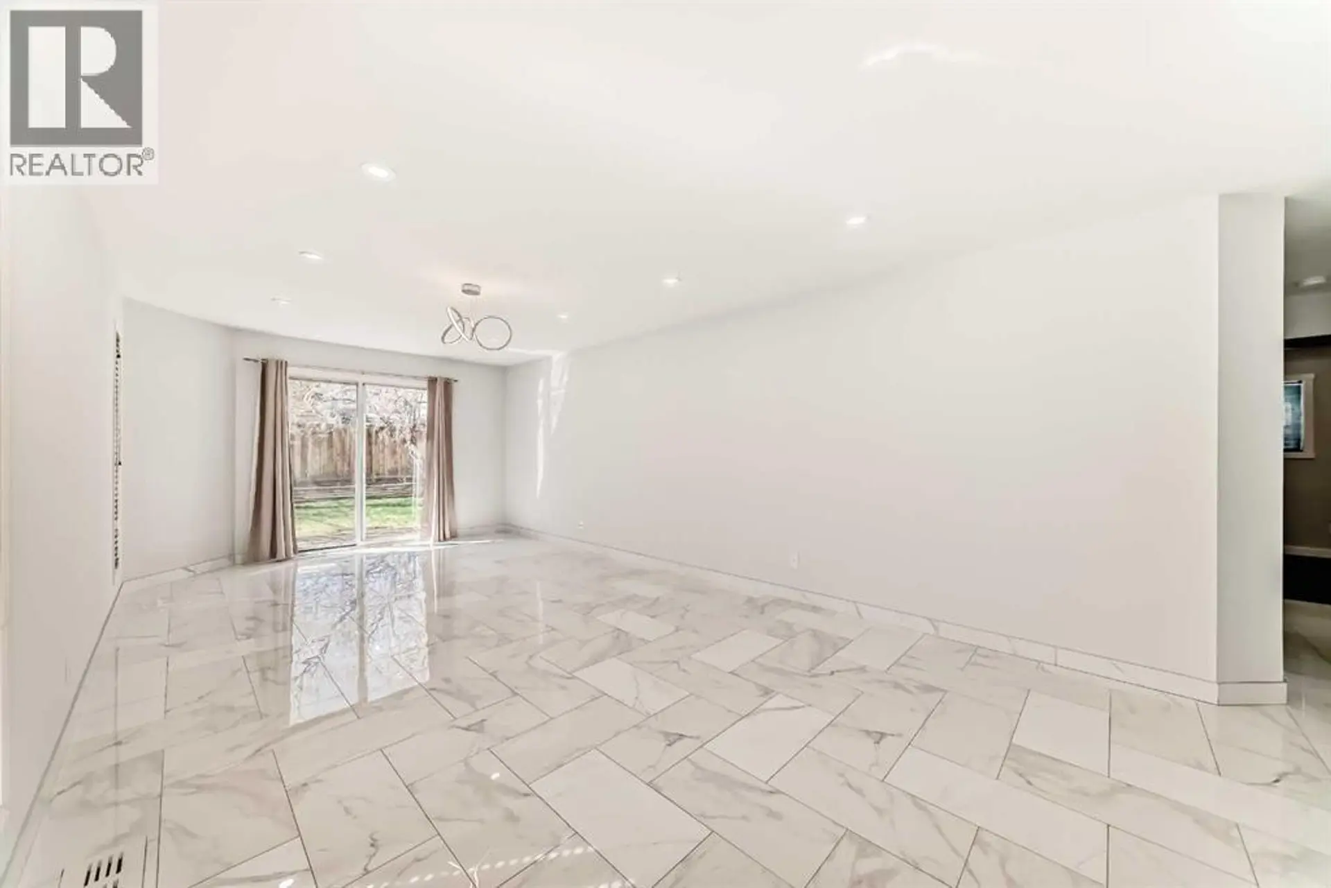 11323 Coventry Boulevard NE - Image 5