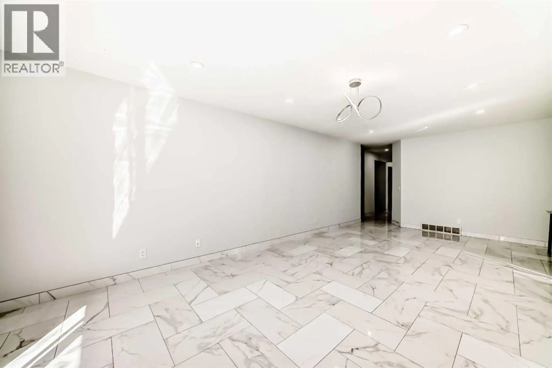 11323 Coventry Boulevard NE - Image 7