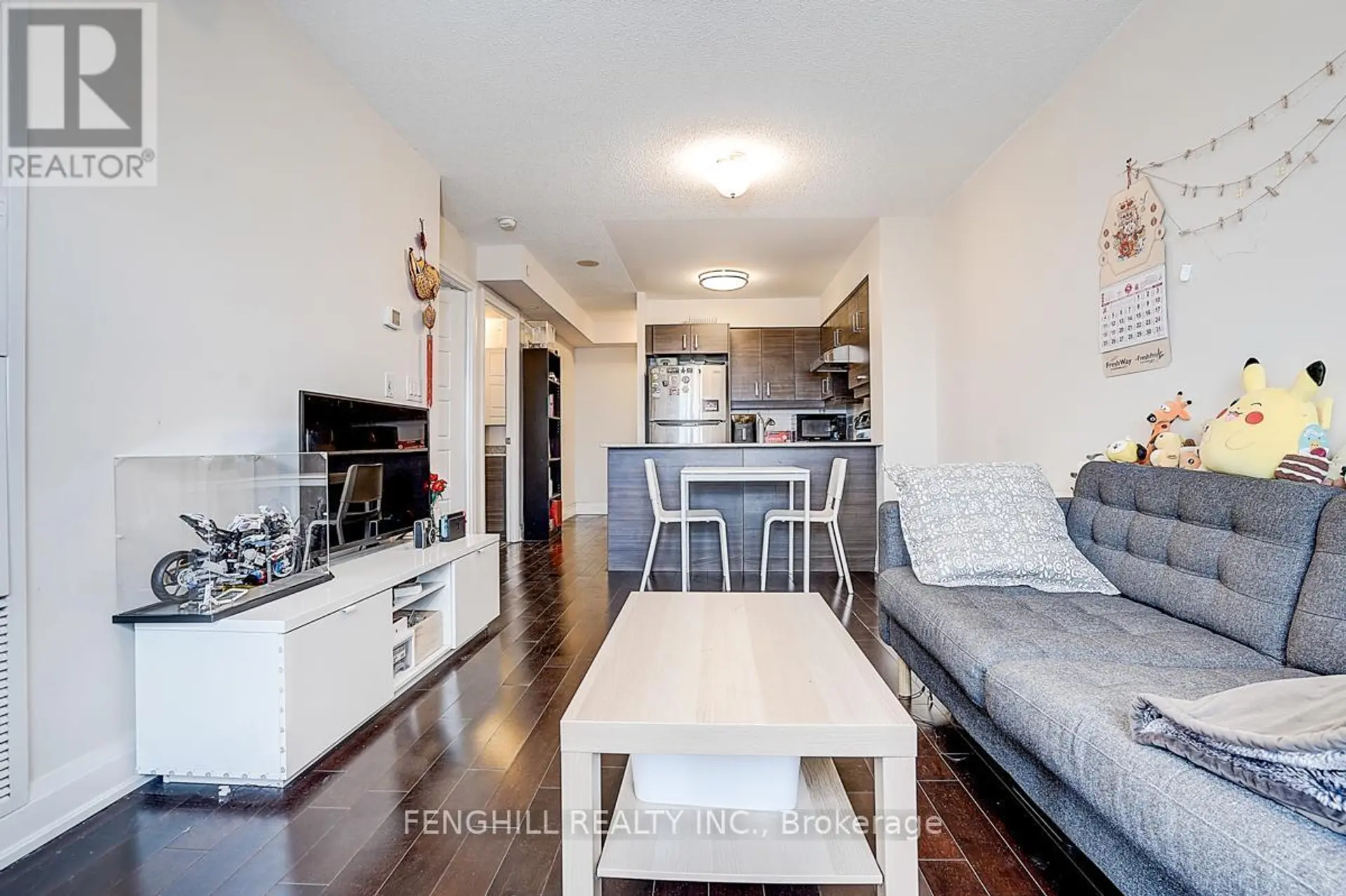 #2010 1 UPTOWN DRIVE - Image 5
