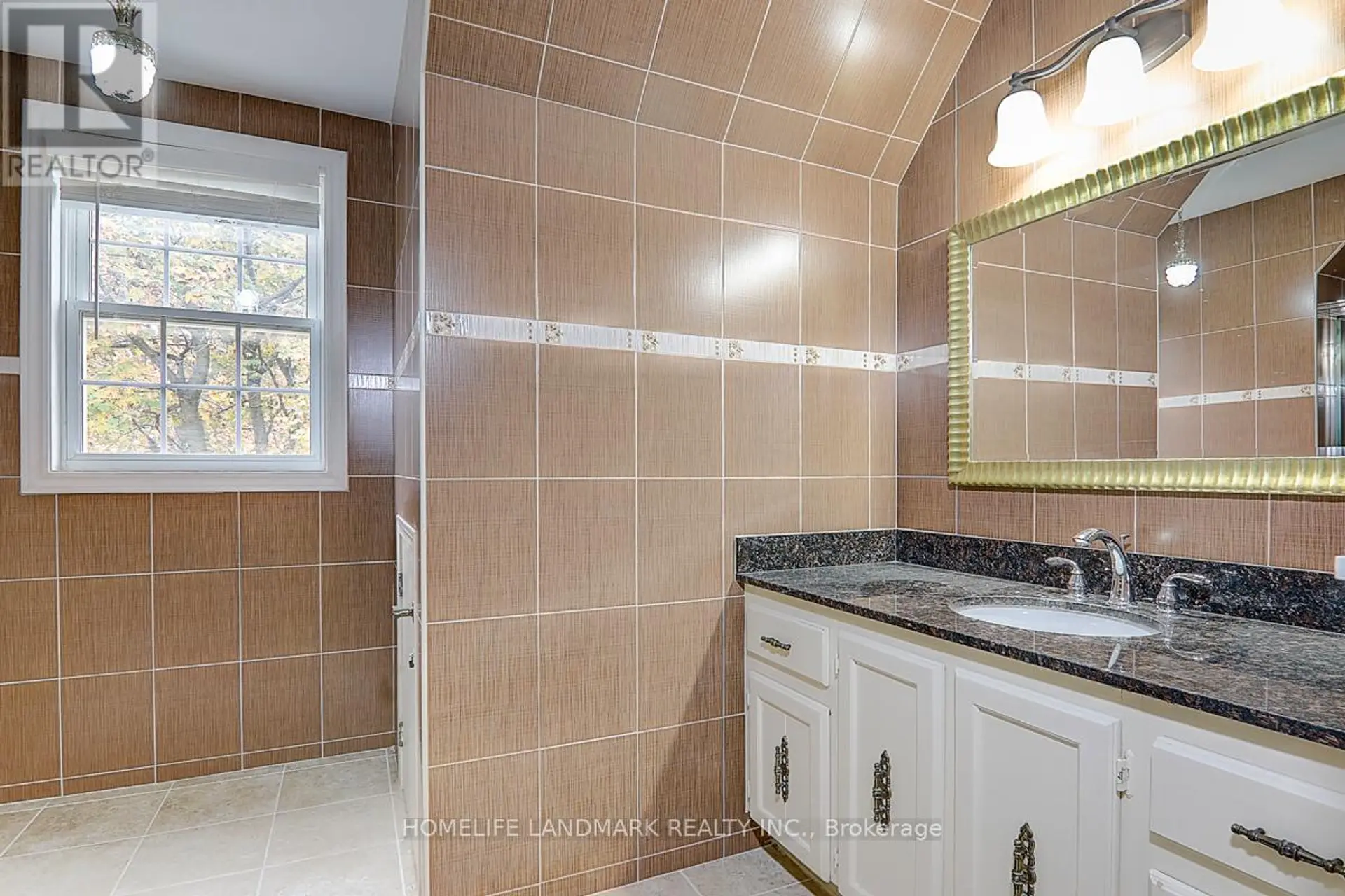 99 BURNDEAN COURT - Image 15