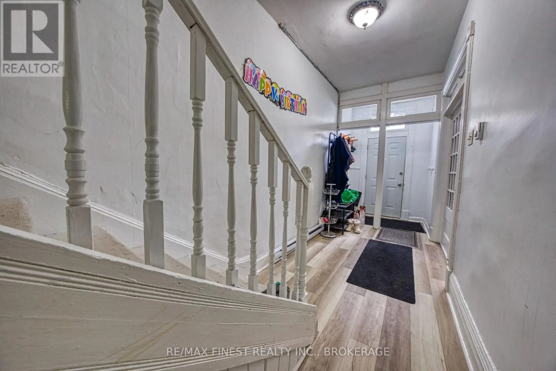 364 ALFRED STREET - Image 2