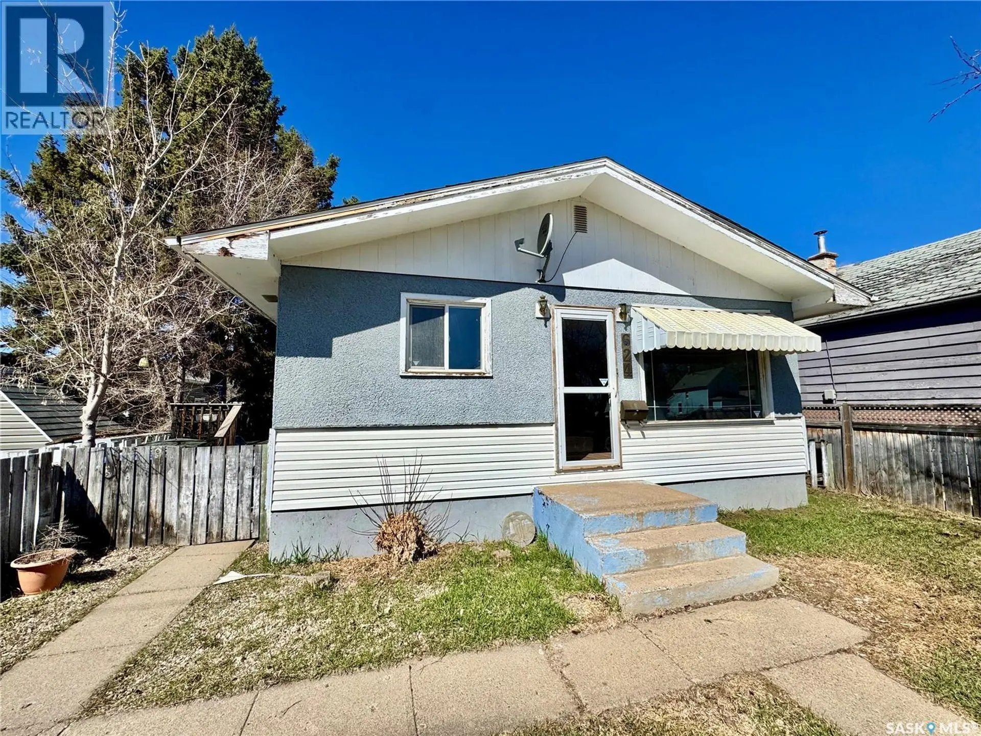 624 7th STREET E - Image 1