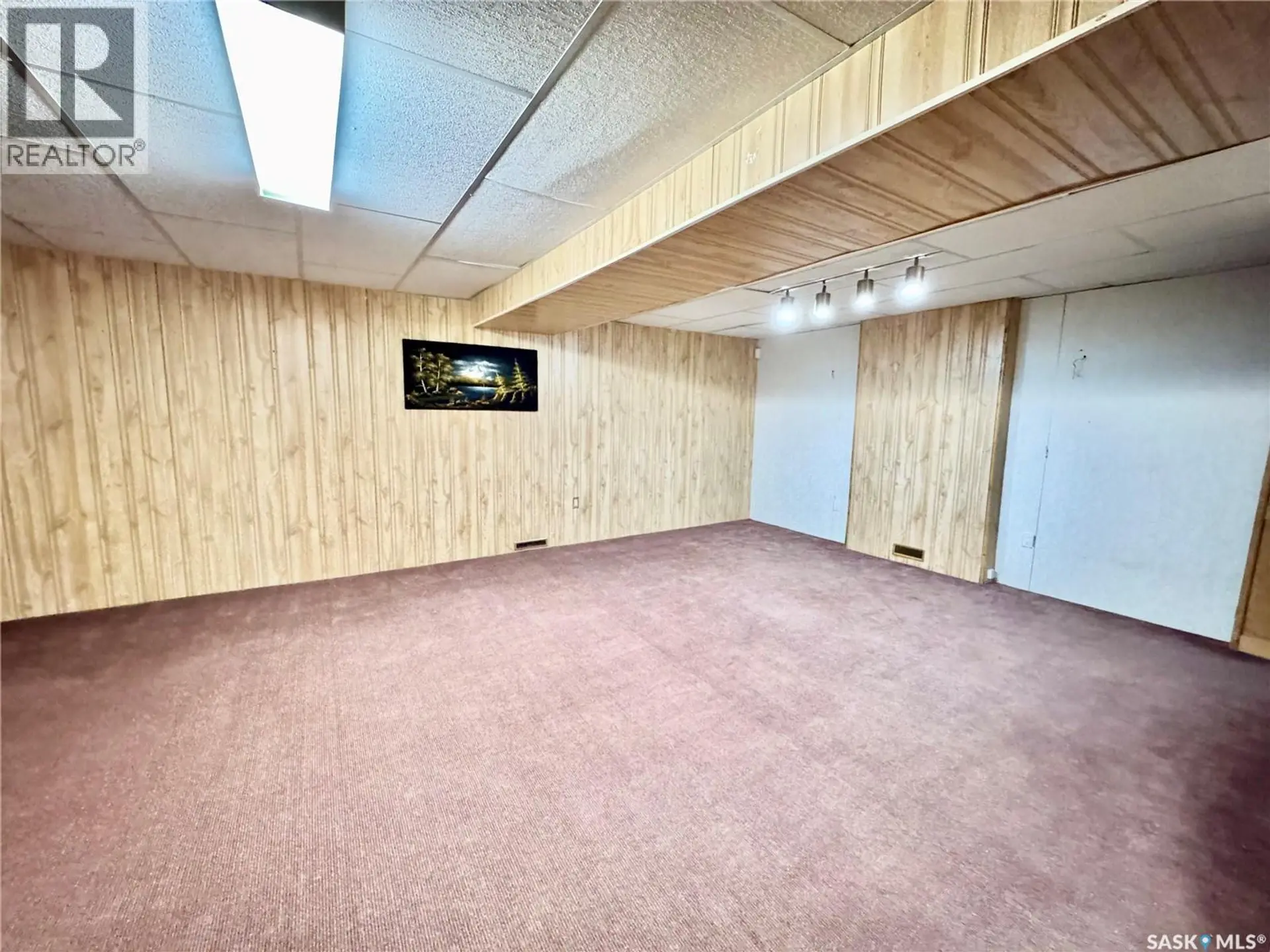 624 7th STREET E - Image 11