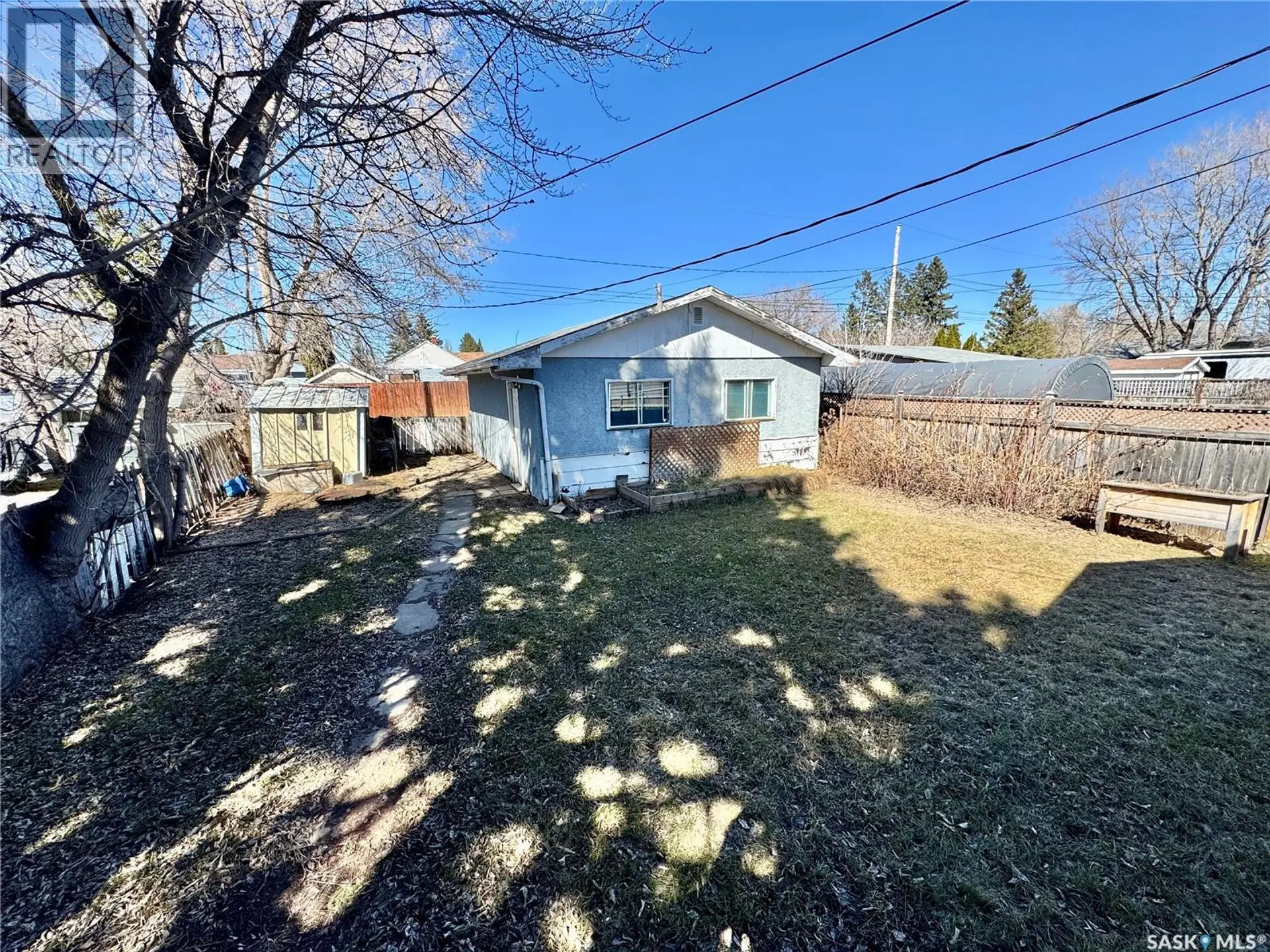 624 7th STREET E - Image 15