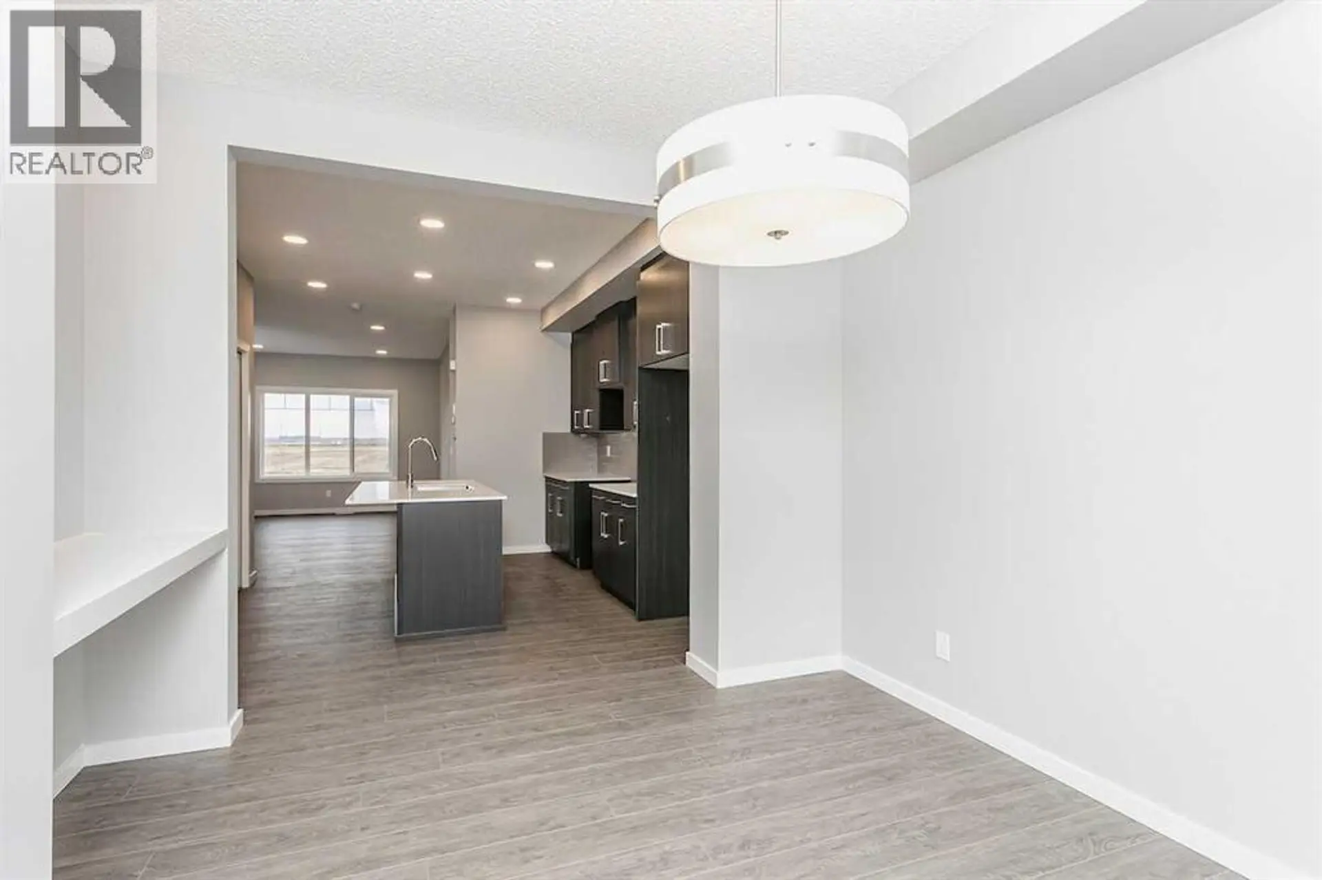 222 Heartwood Parade SE - Image 8