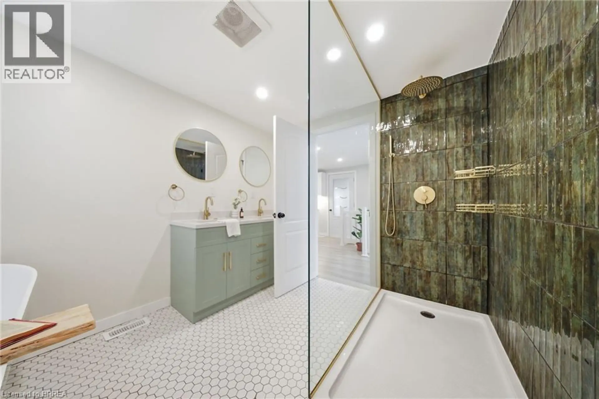 71 FOURTH Avenue - Image 13