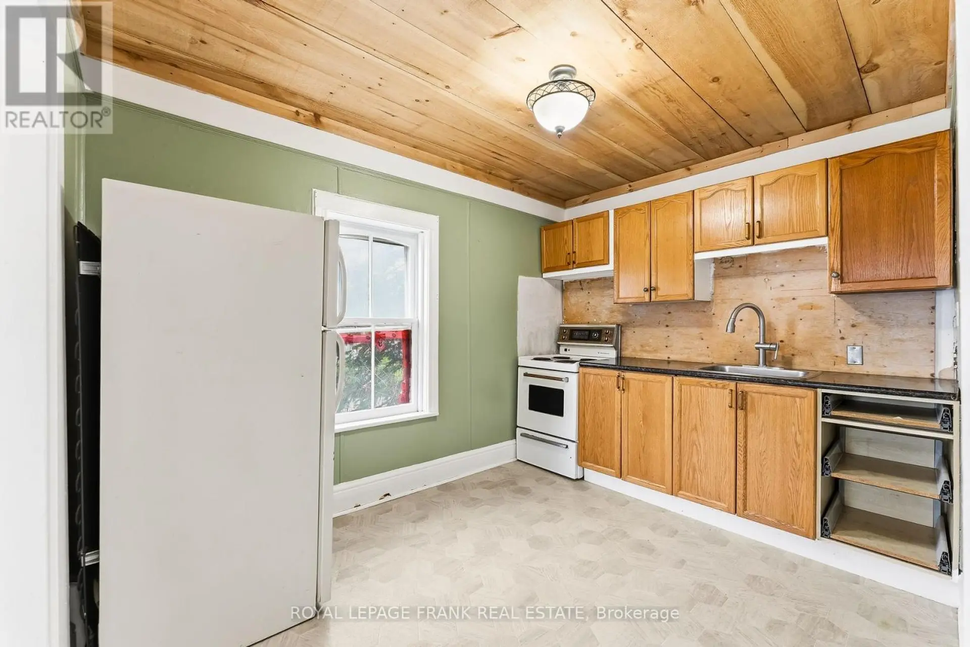 36 MILL STREET - Image 6