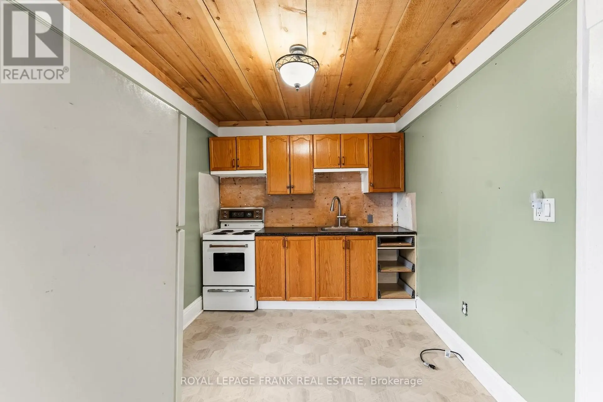 36 MILL STREET - Image 7