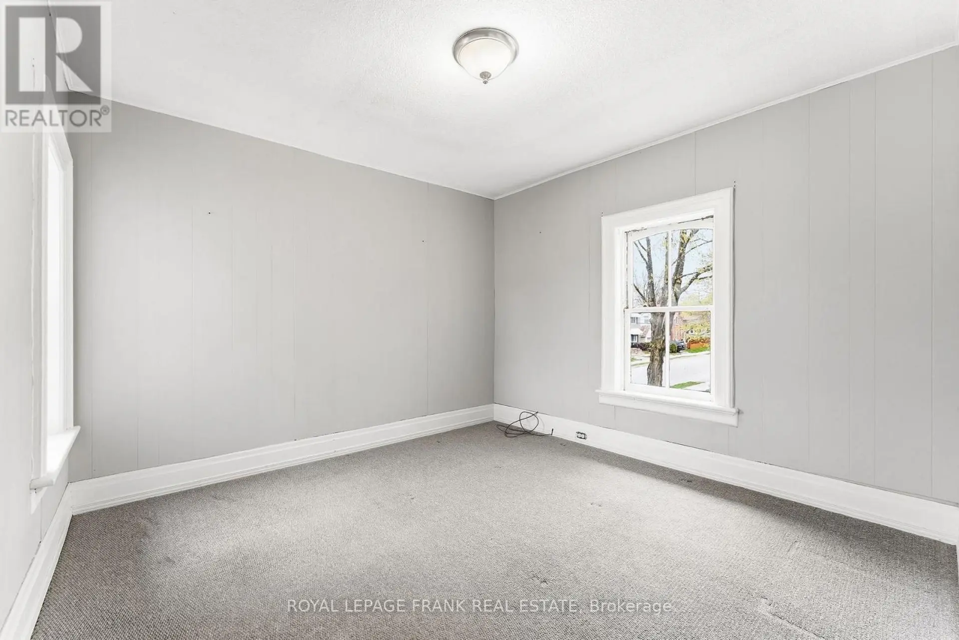 36 MILL STREET - Image 8