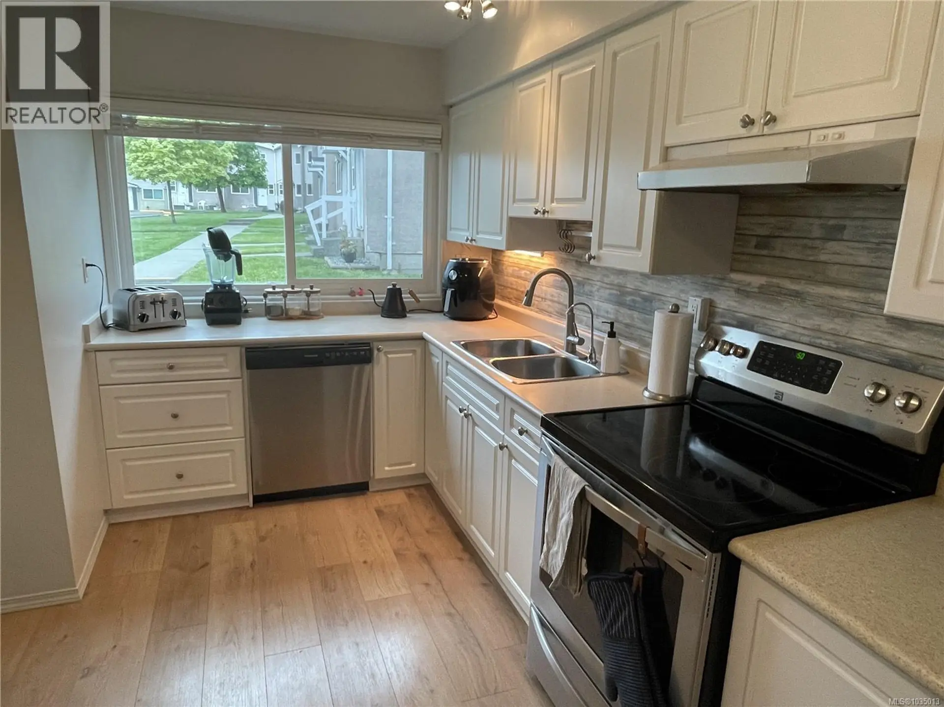 #58 4110 Kendall Ave - Image 5